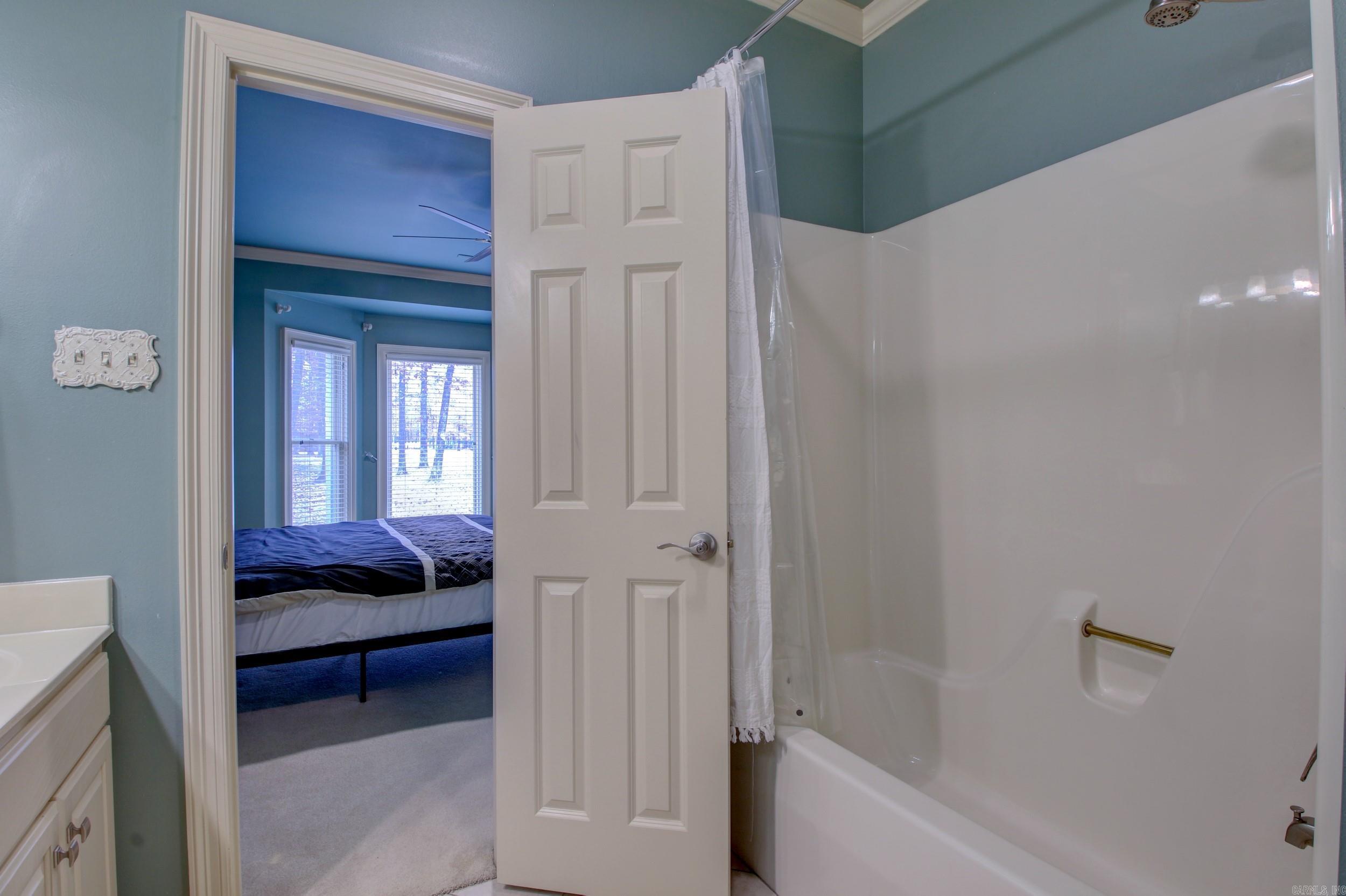 OAKWOOD ESTATES - Residential