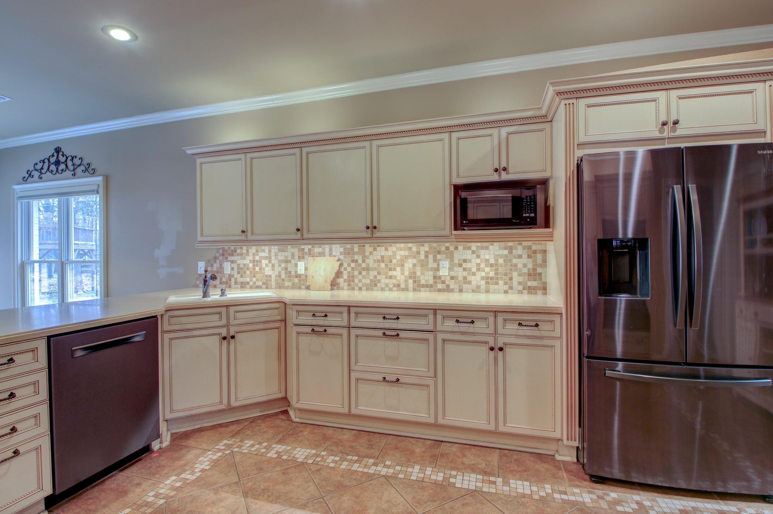 OAKWOOD ESTATES - Residential