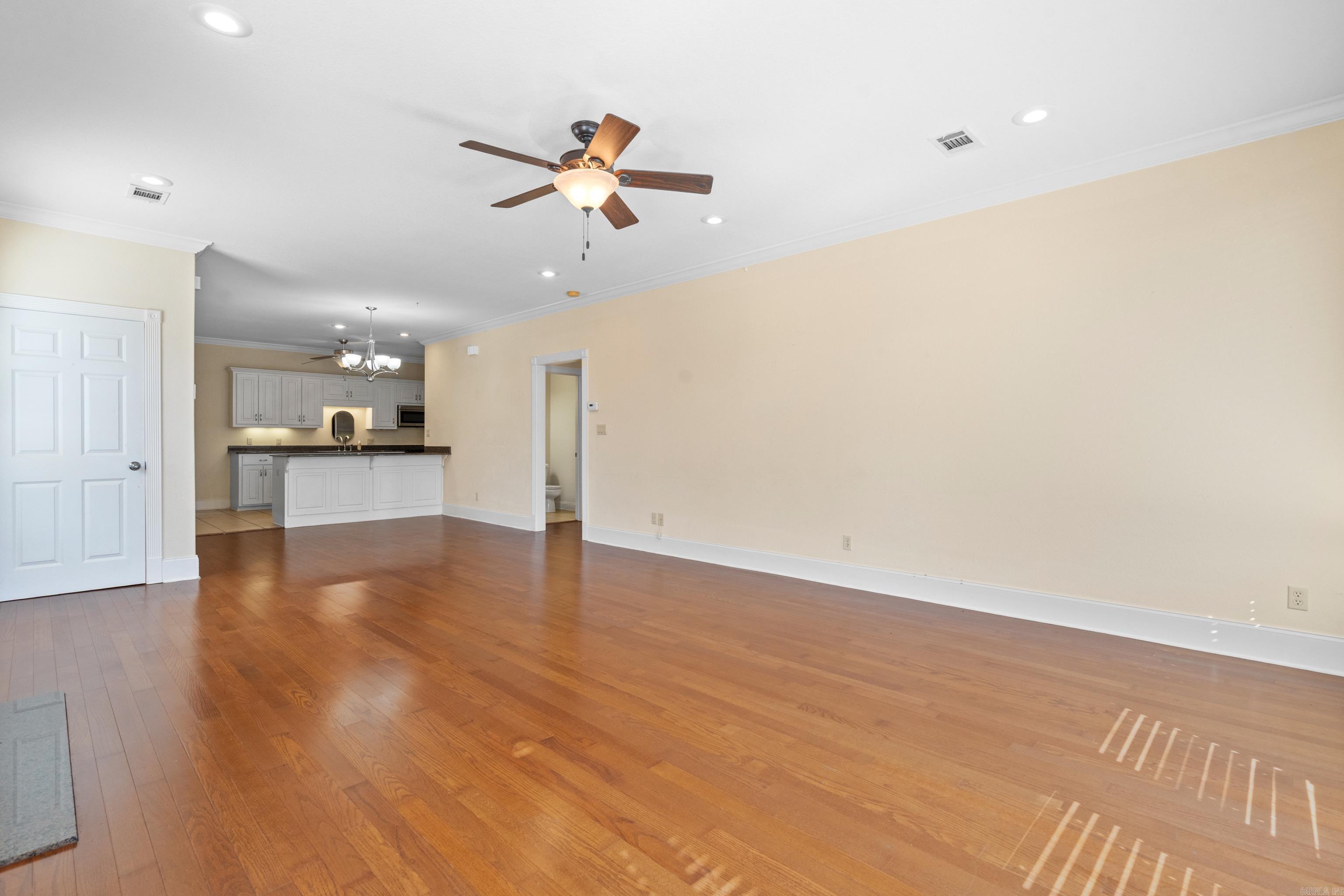 LIGHTHOUSE COVE - Residential