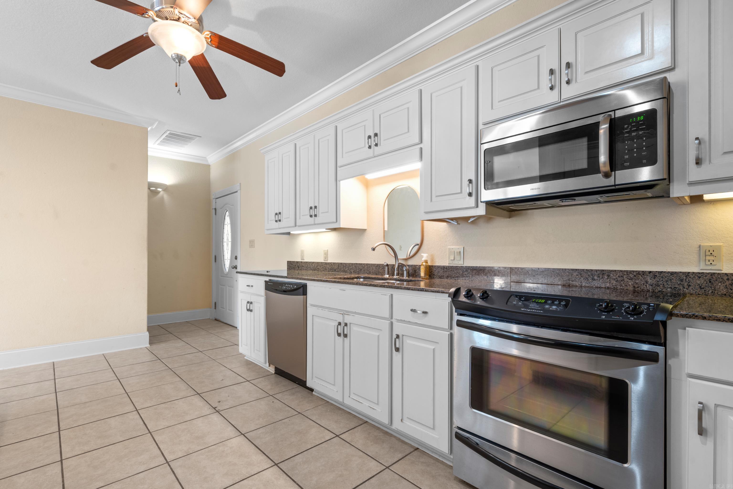 LIGHTHOUSE COVE - Residential