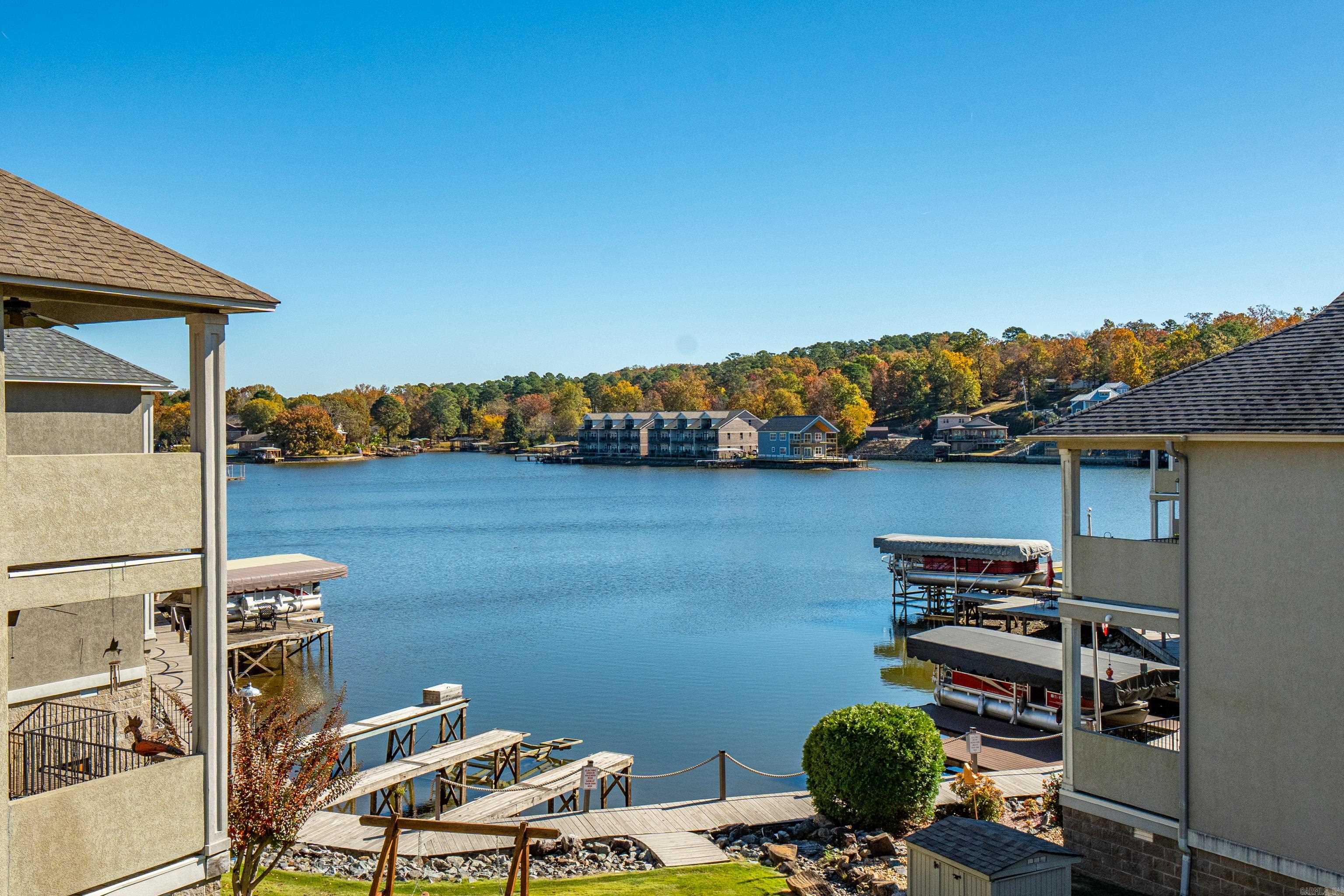 LIGHTHOUSE COVE - Residential