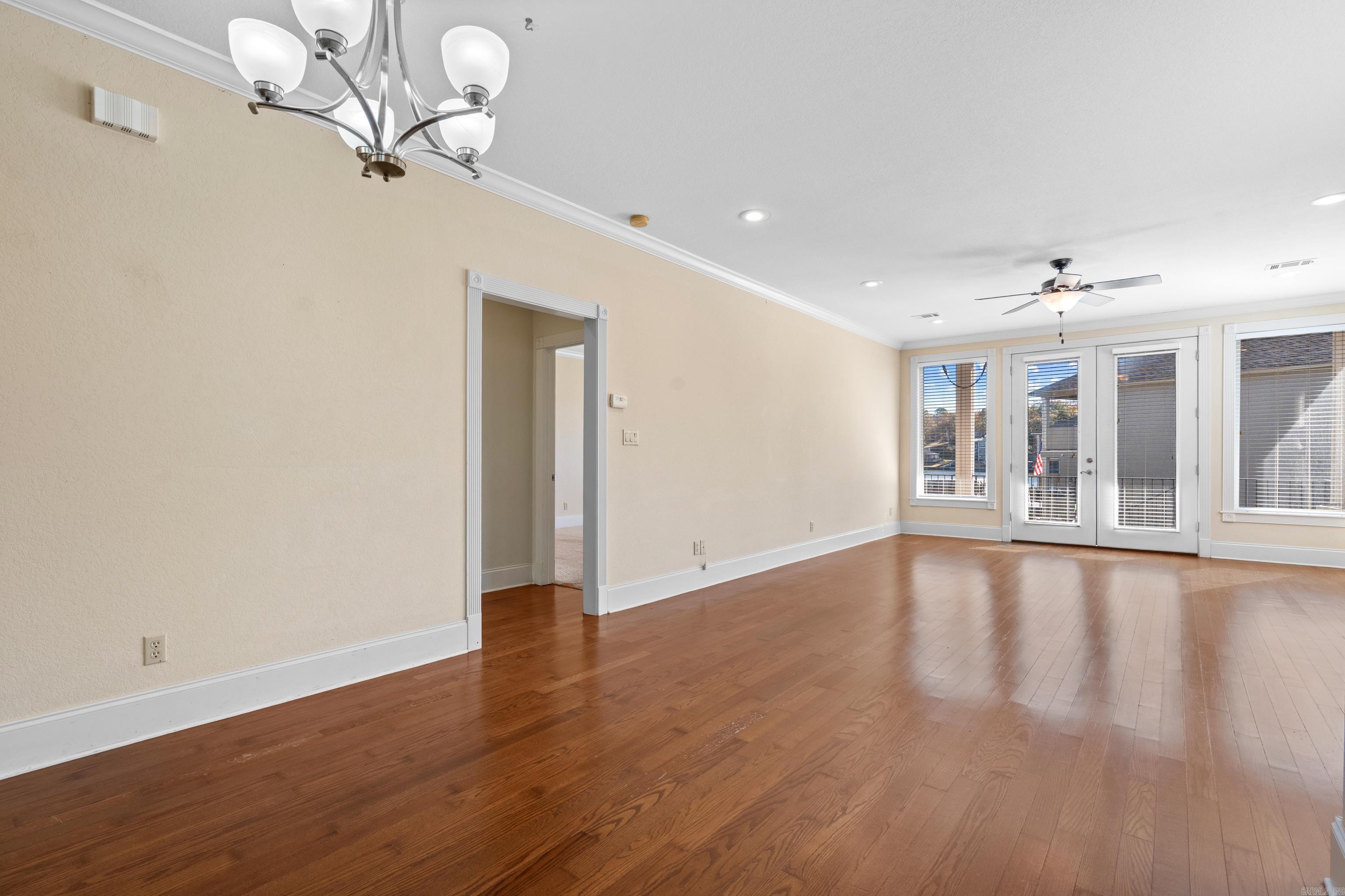 LIGHTHOUSE COVE - Residential