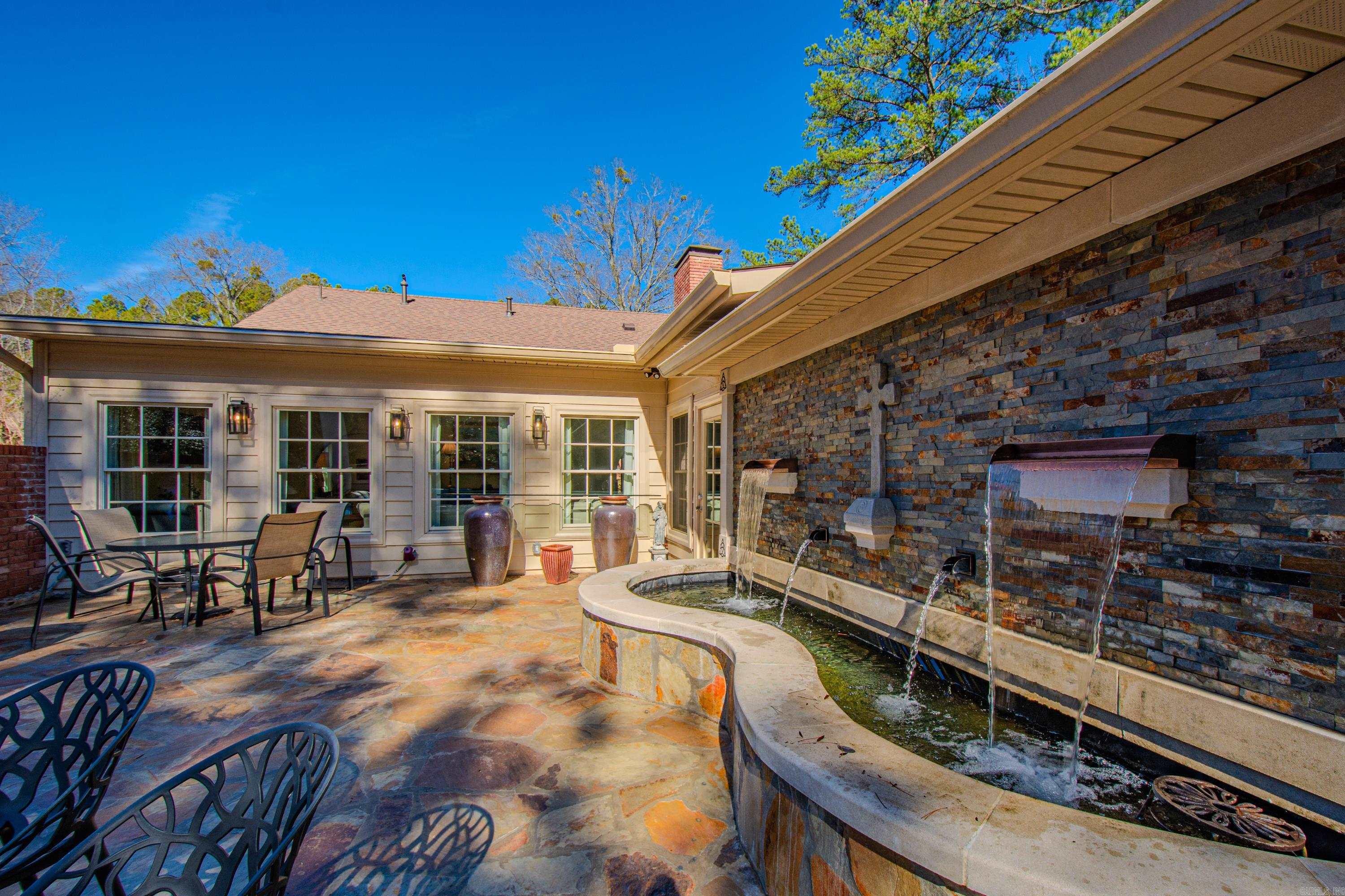 COUNTRY PLACE HPR - Residential