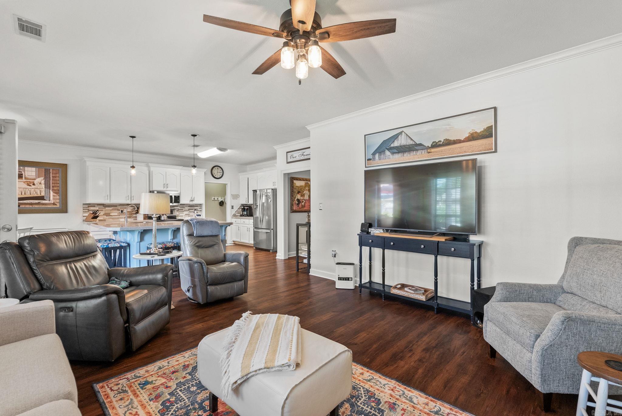 SOUTHWIND - Residential