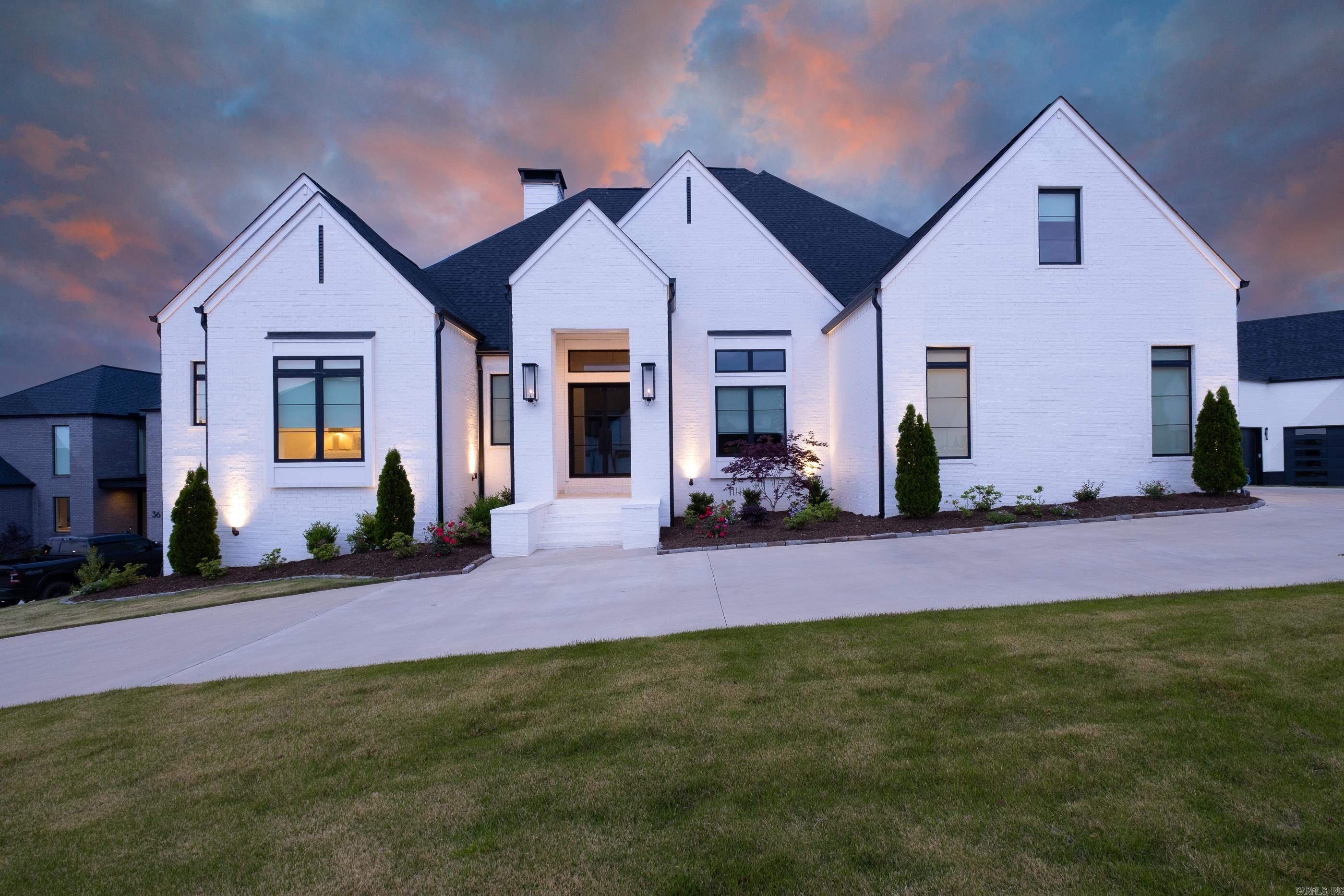 CHENAL VALLEY "FALSTONE COURT" - Residential