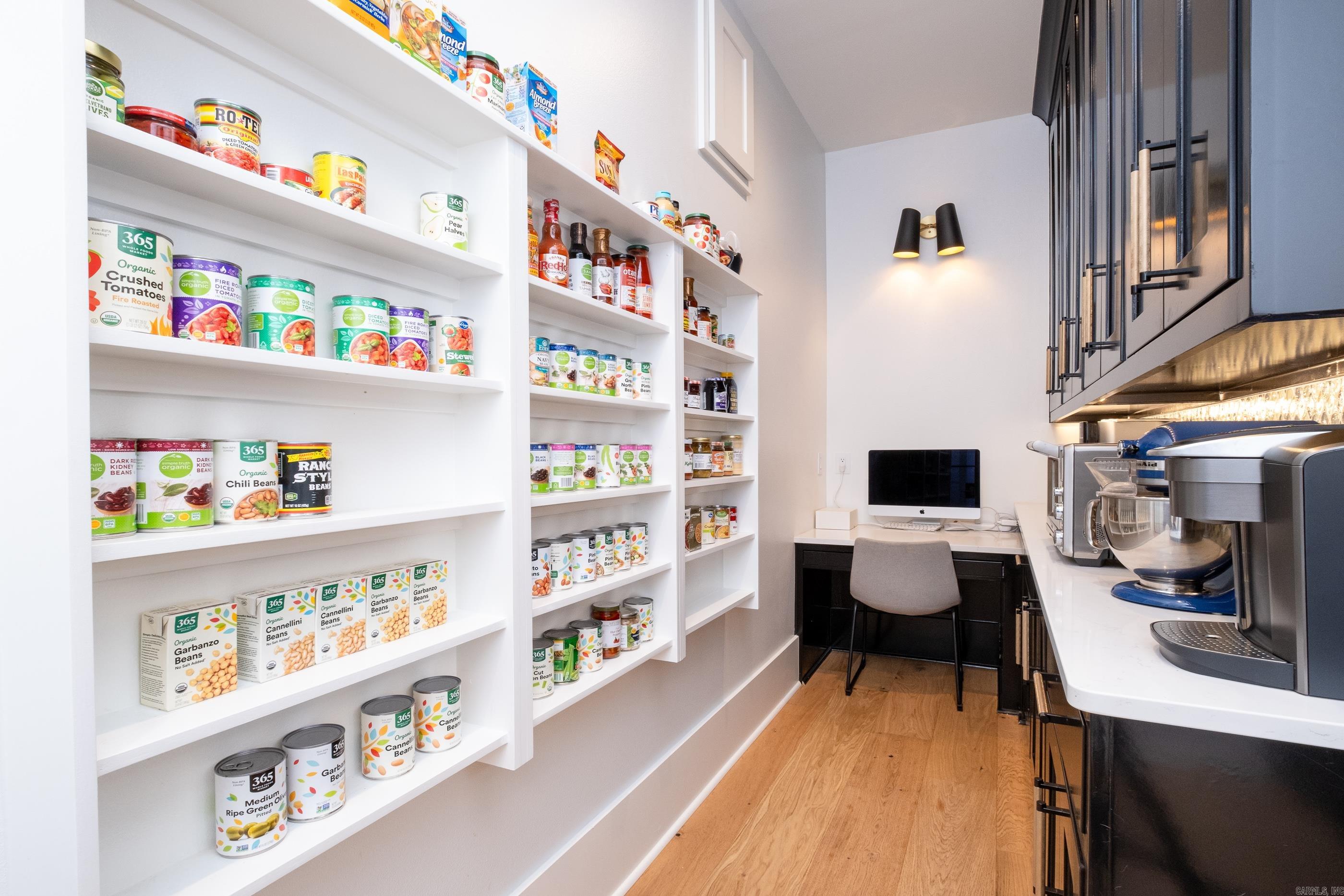 CHENAL VALLEY "FALSTONE COURT" - Residential