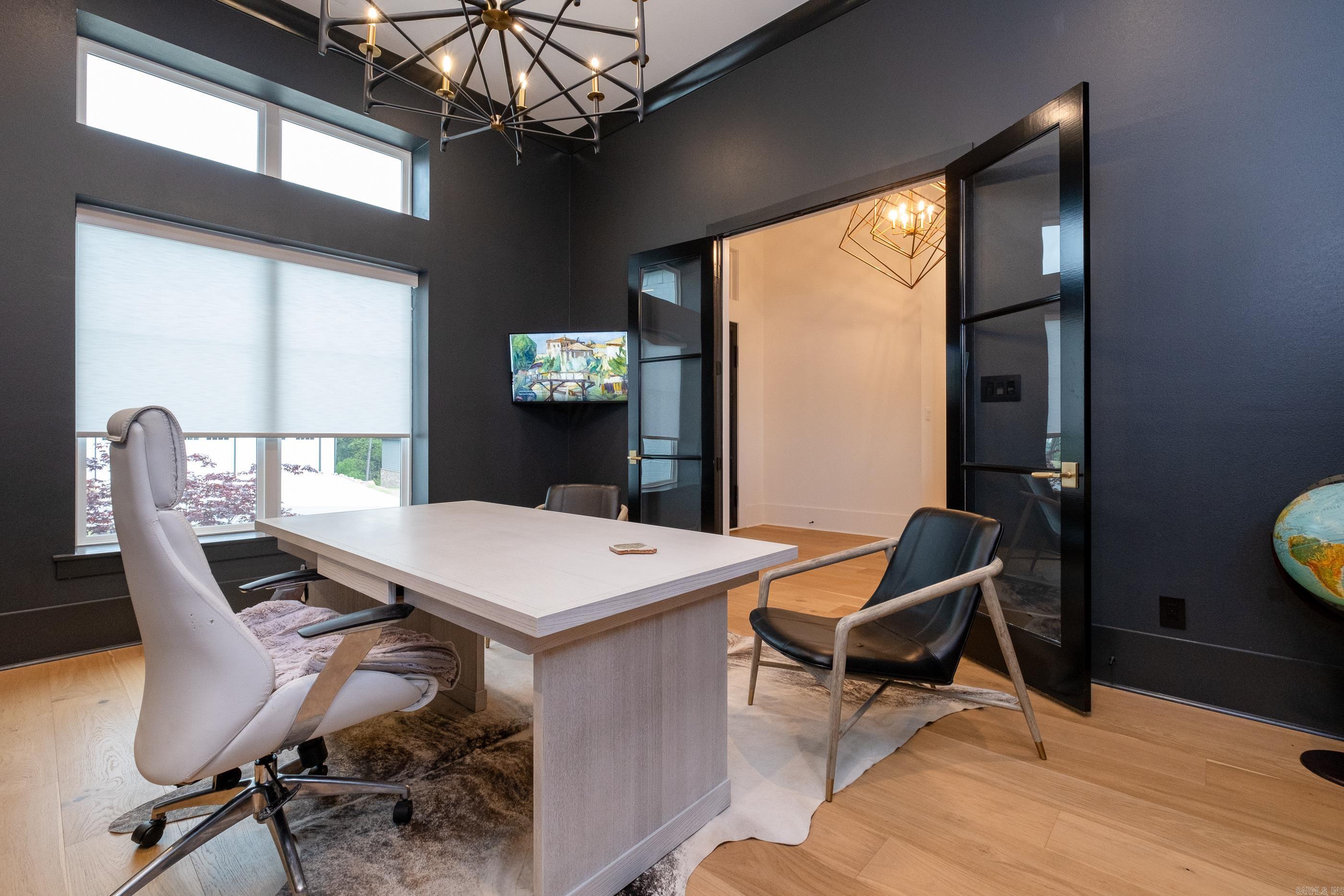 CHENAL VALLEY "FALSTONE COURT" - Residential