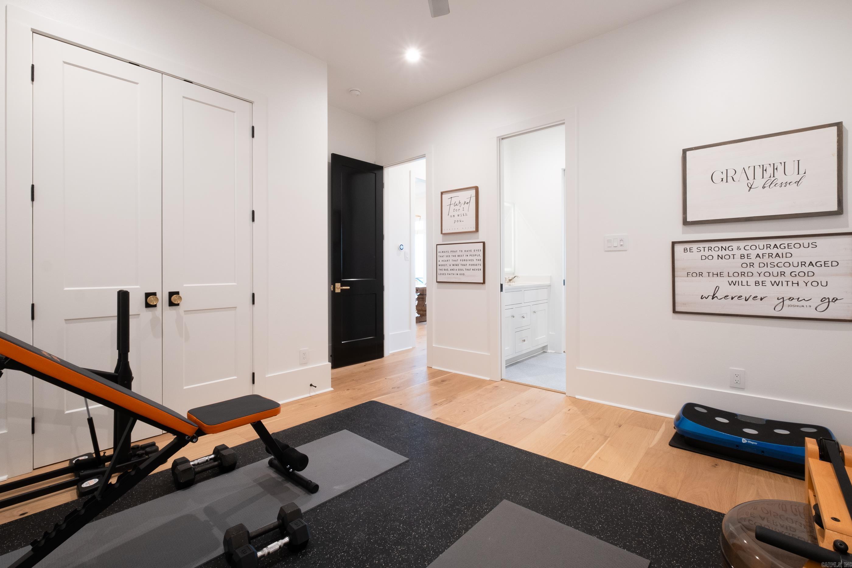 CHENAL VALLEY "FALSTONE COURT" - Residential