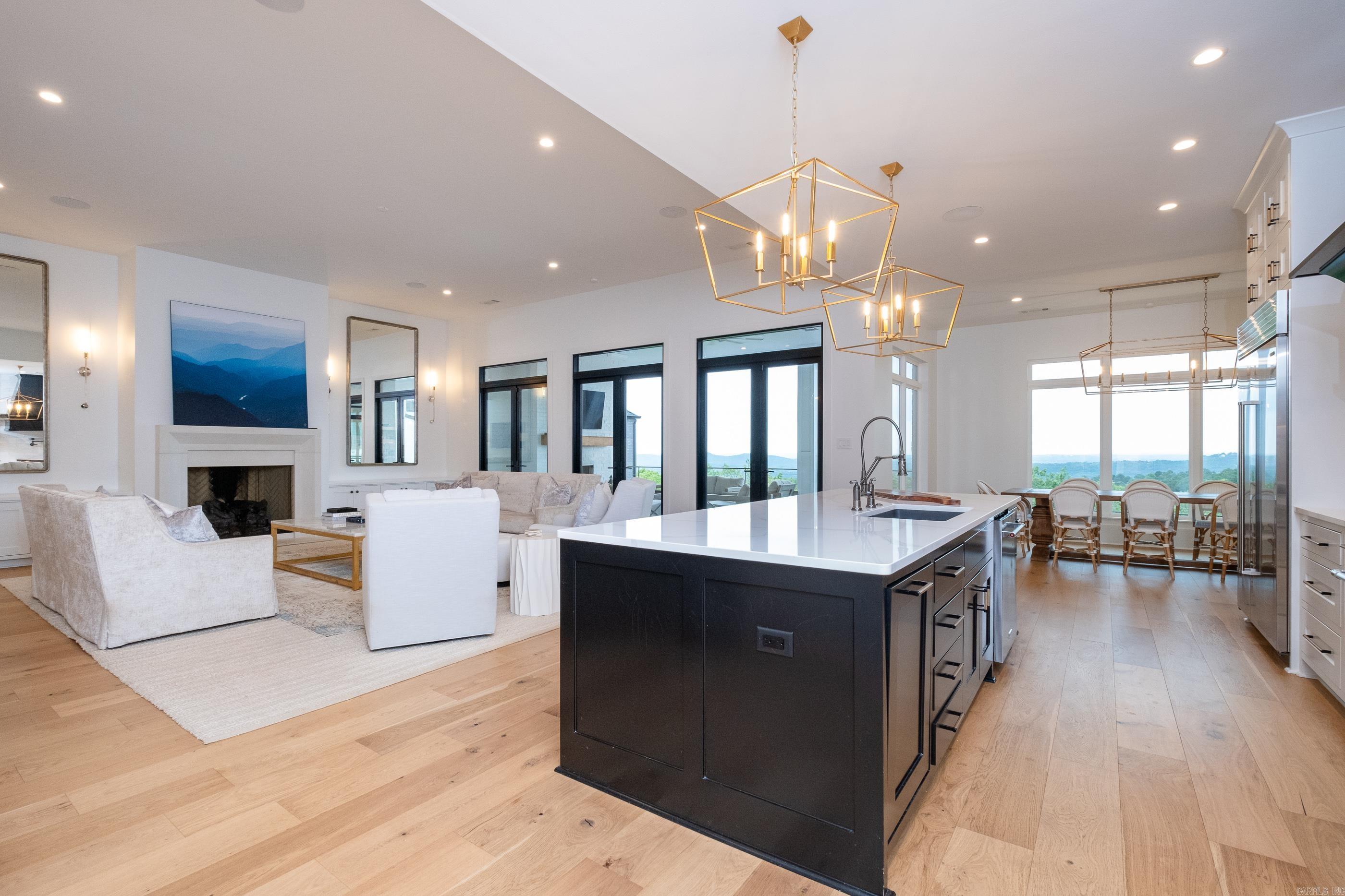 CHENAL VALLEY "FALSTONE COURT" - Residential