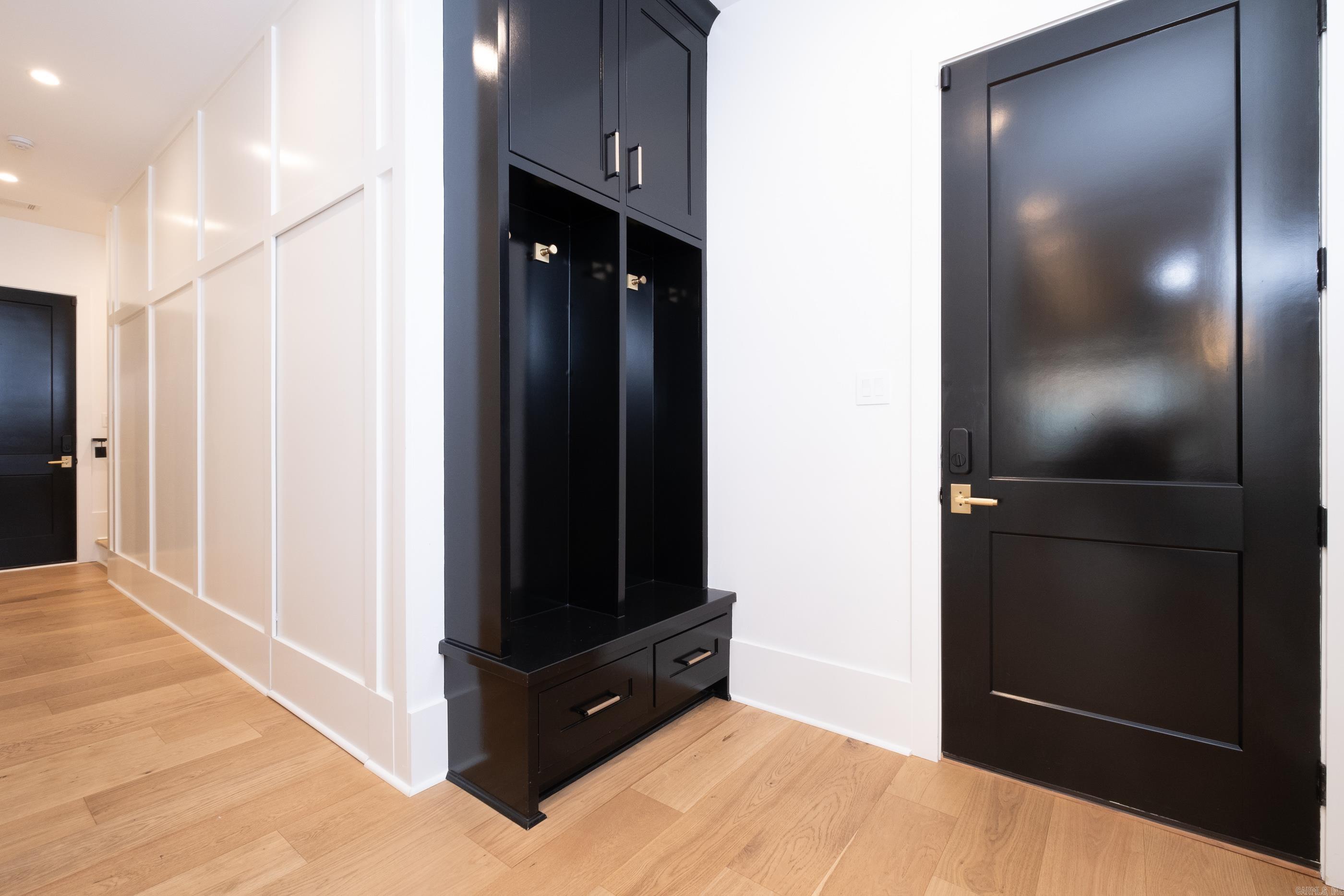 CHENAL VALLEY "FALSTONE COURT" - Residential