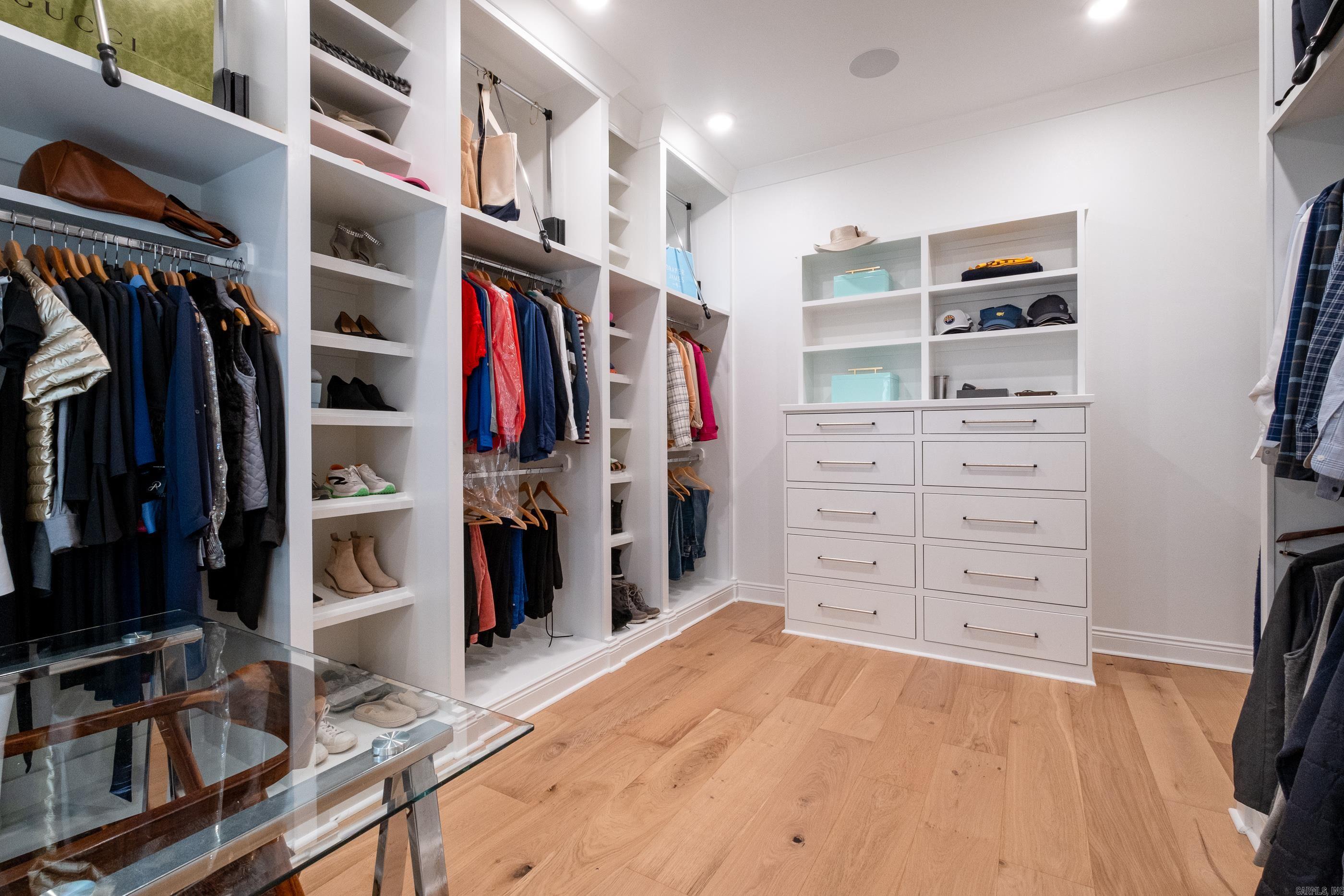 CHENAL VALLEY "FALSTONE COURT" - Residential