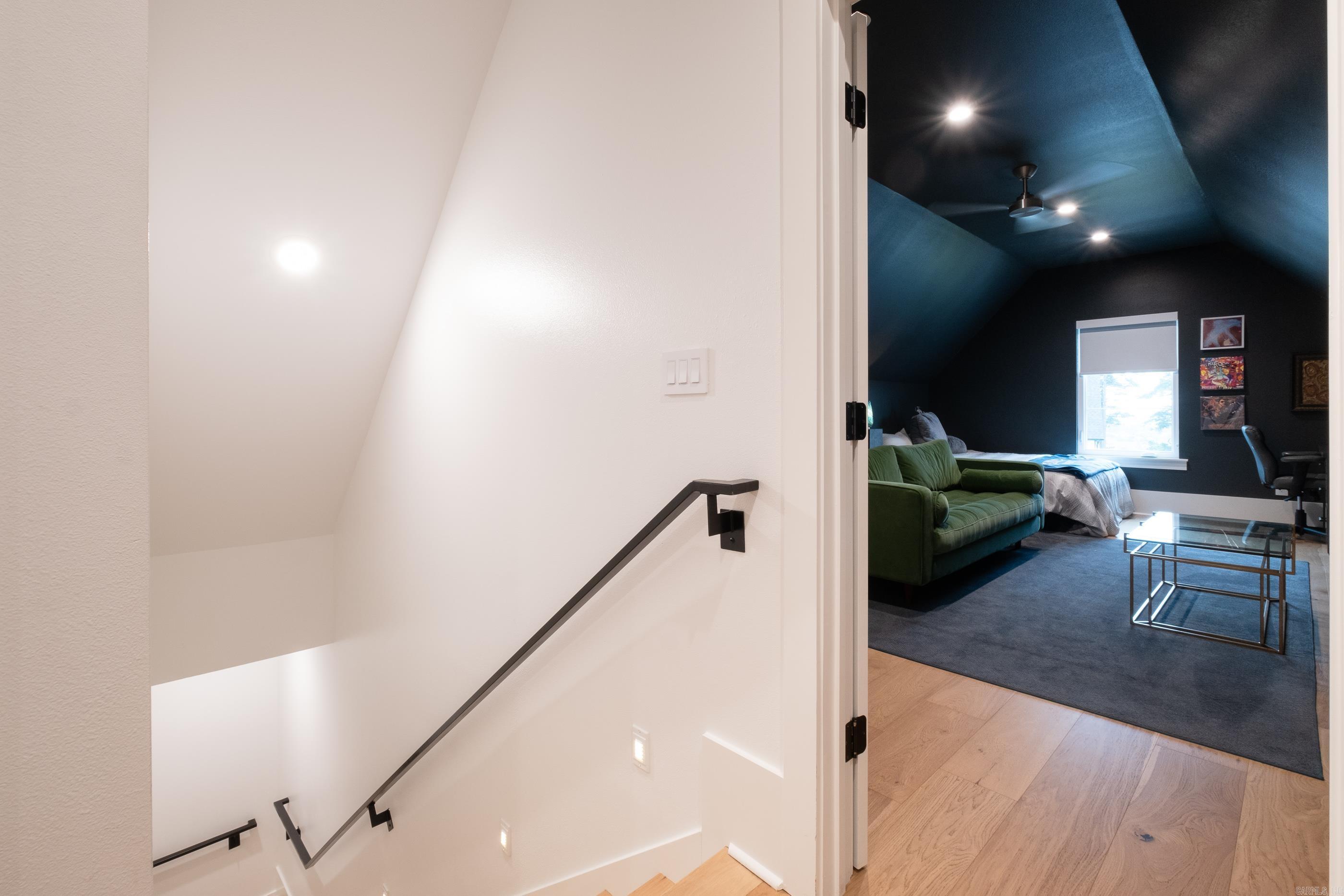 CHENAL VALLEY "FALSTONE COURT" - Residential