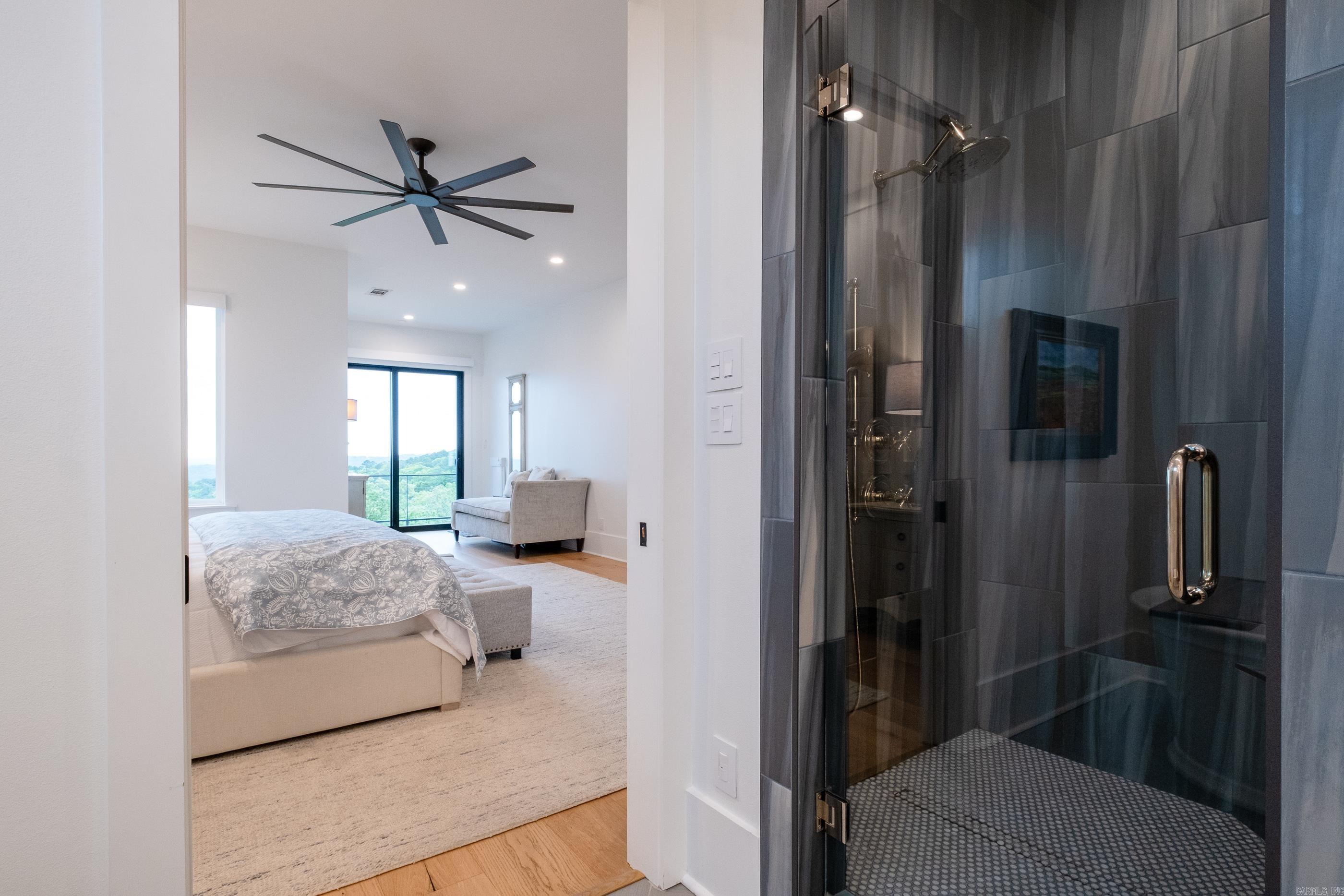 CHENAL VALLEY "FALSTONE COURT" - Residential