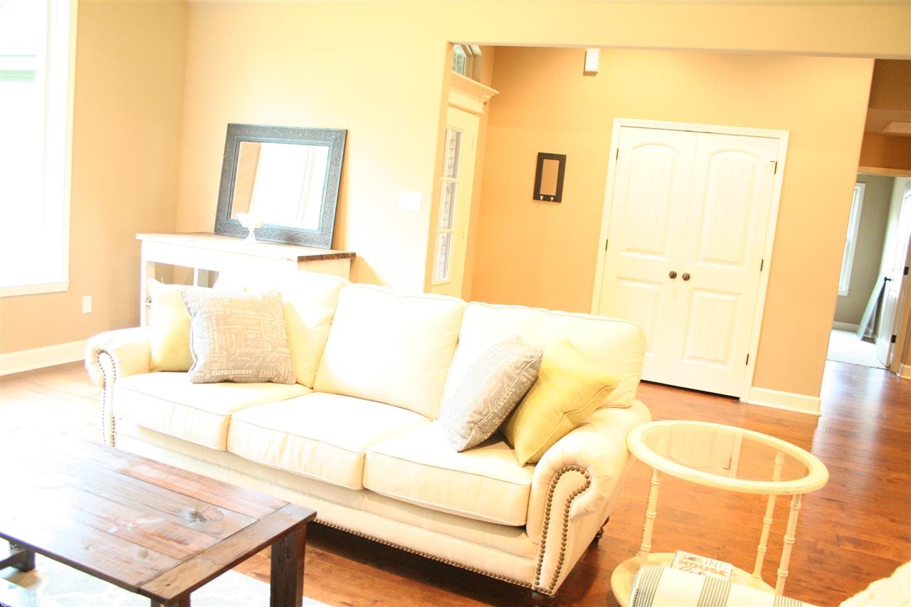 Hickory Hill - Residential