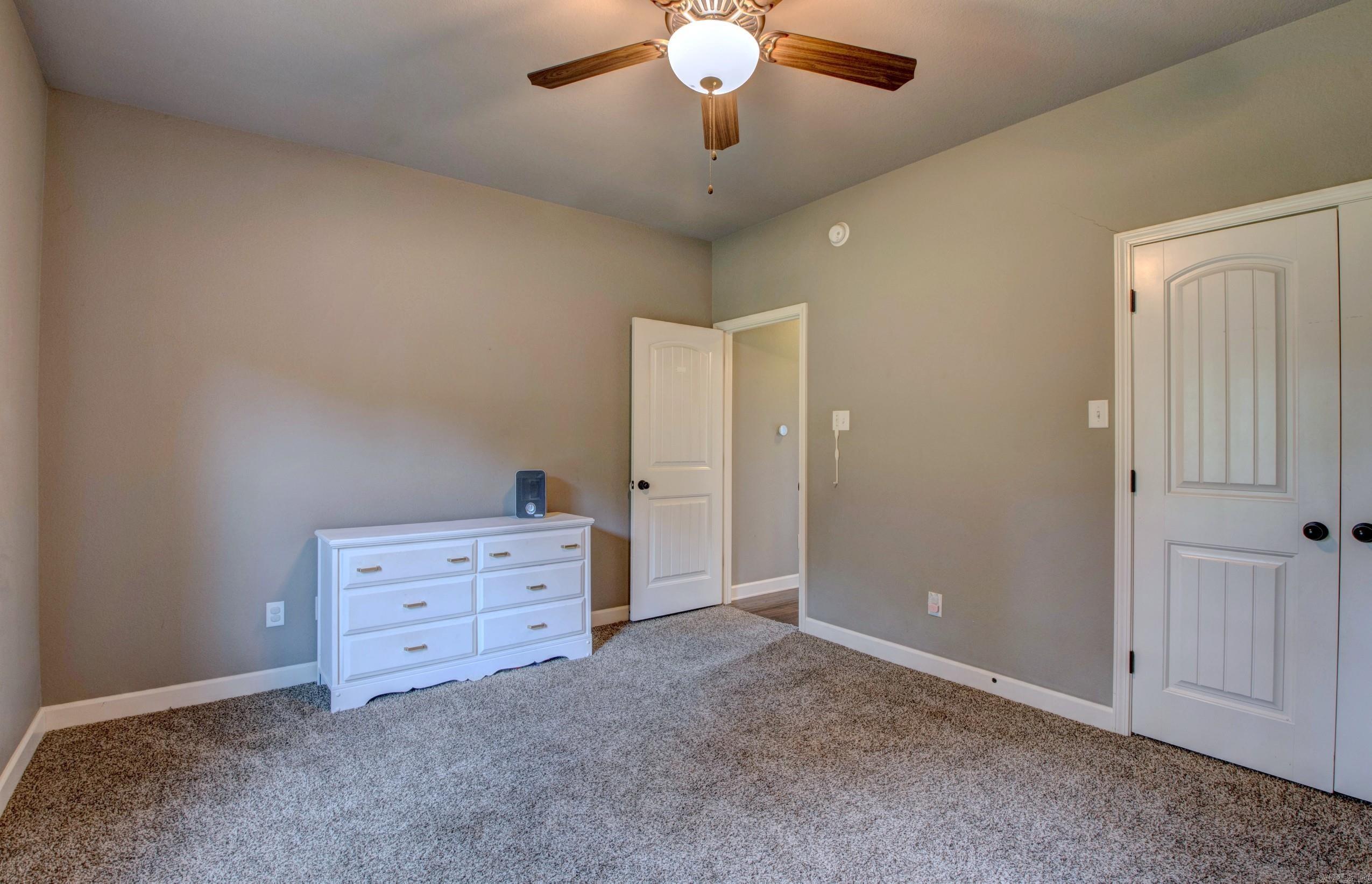 SHADOW CREEK - Residential