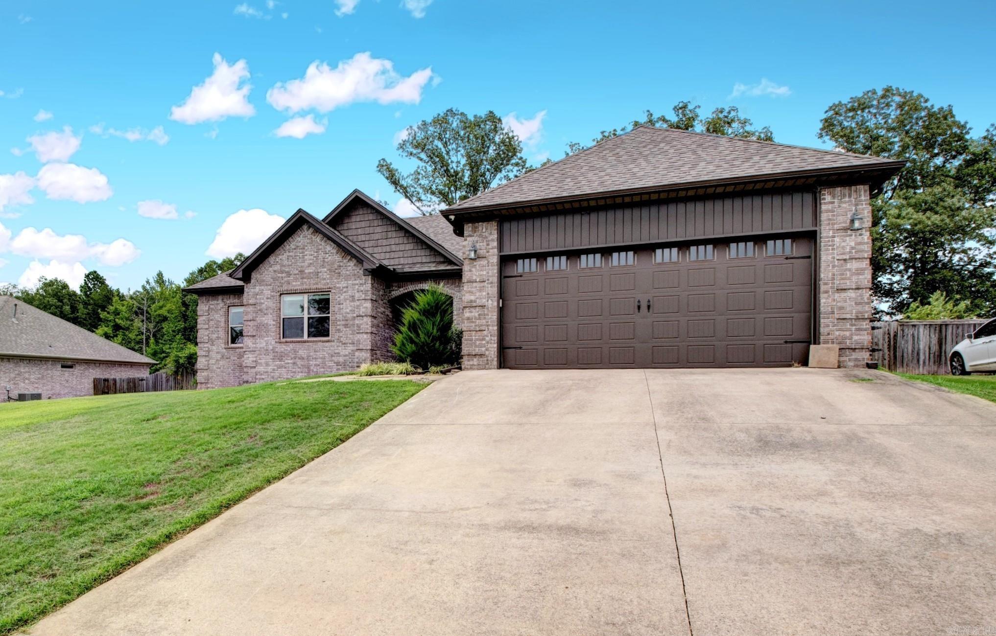 SHADOW CREEK - Residential