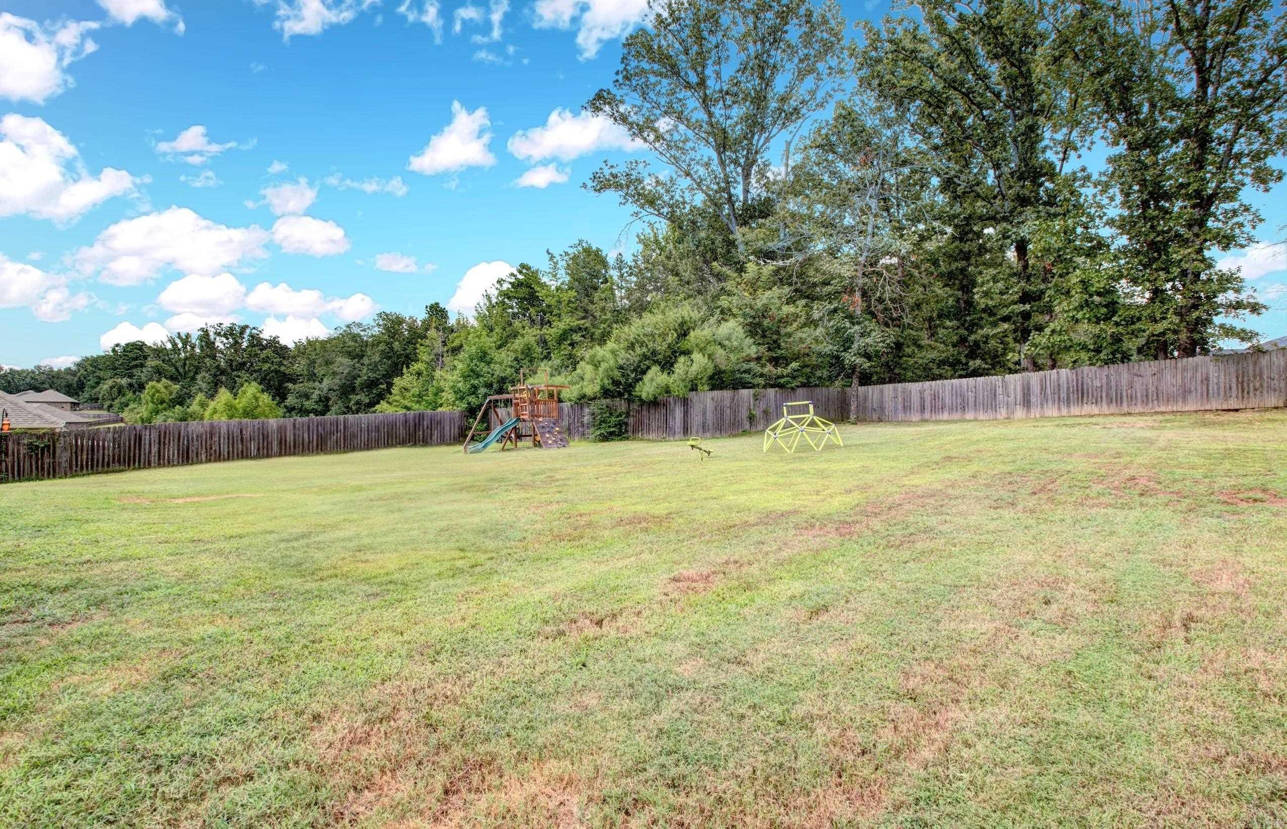 SHADOW CREEK - Residential