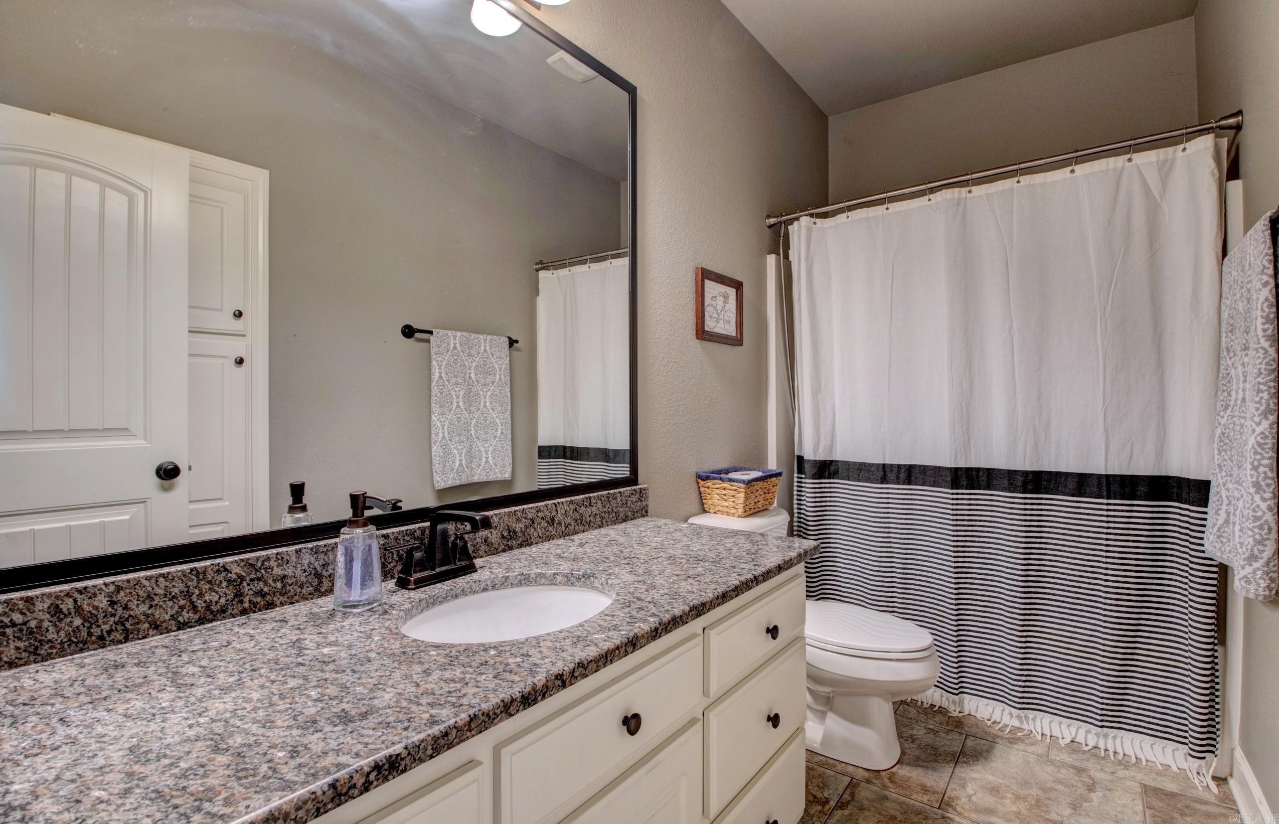 SHADOW CREEK - Residential