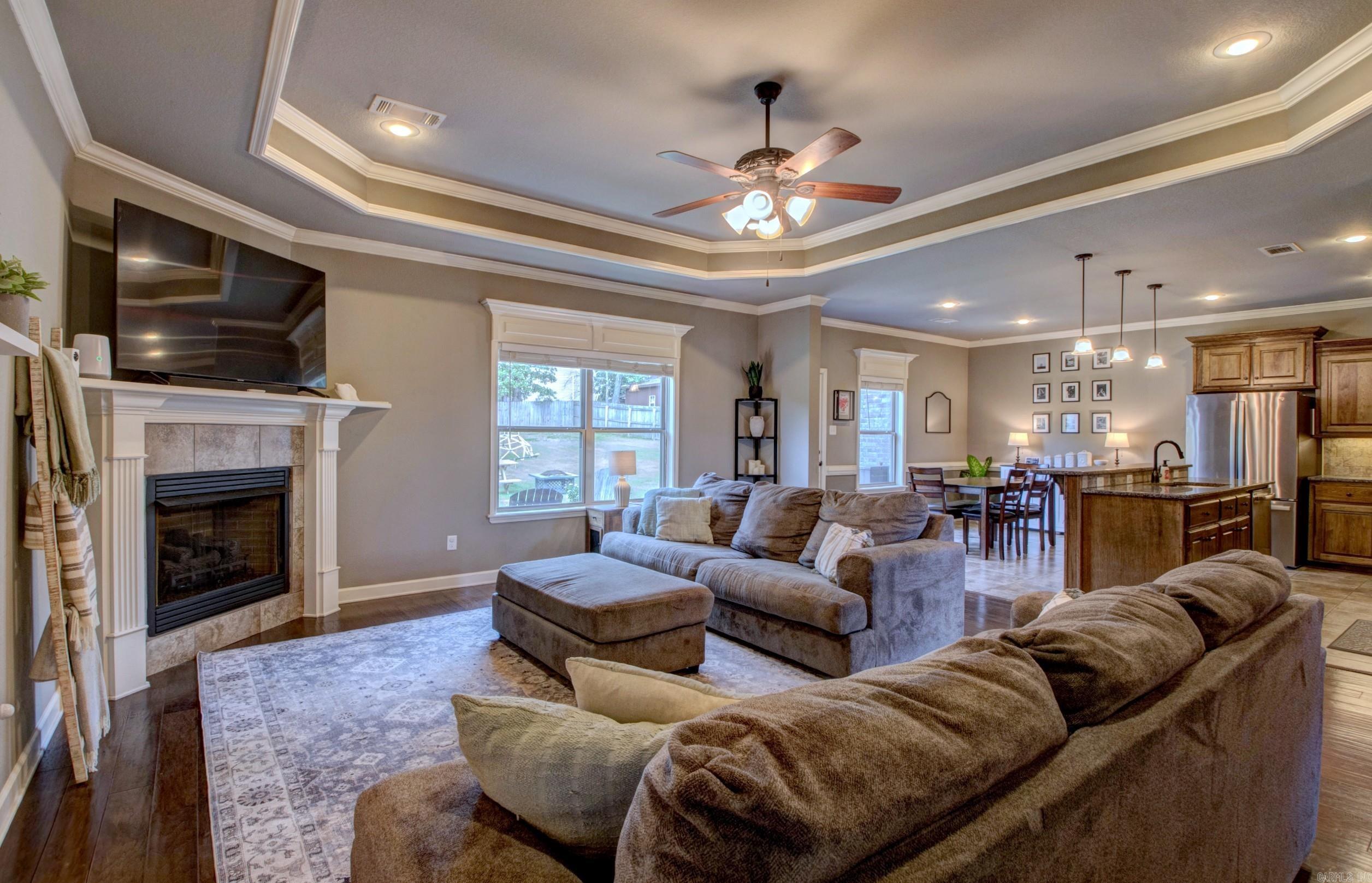 SHADOW CREEK - Residential