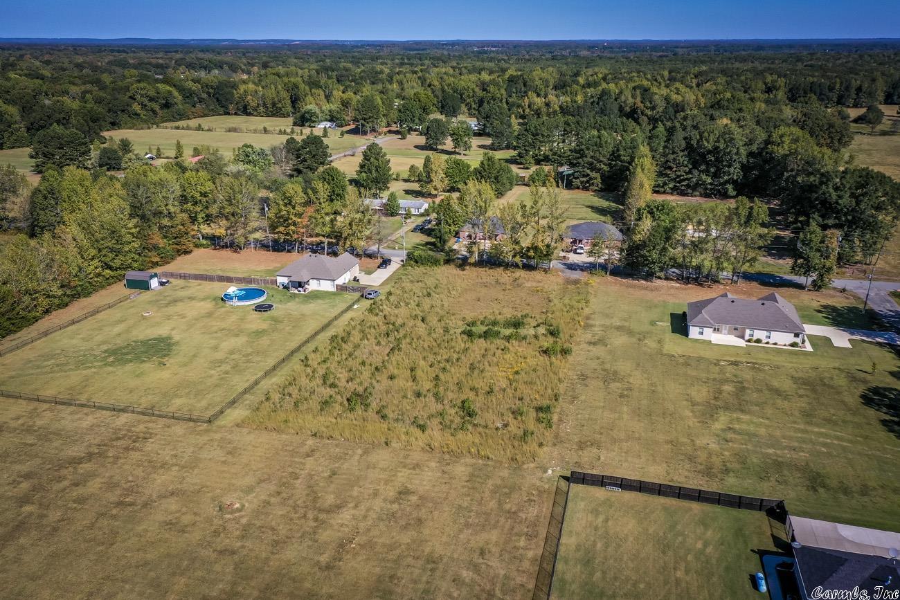 COCKLEBUR ACRES - Land