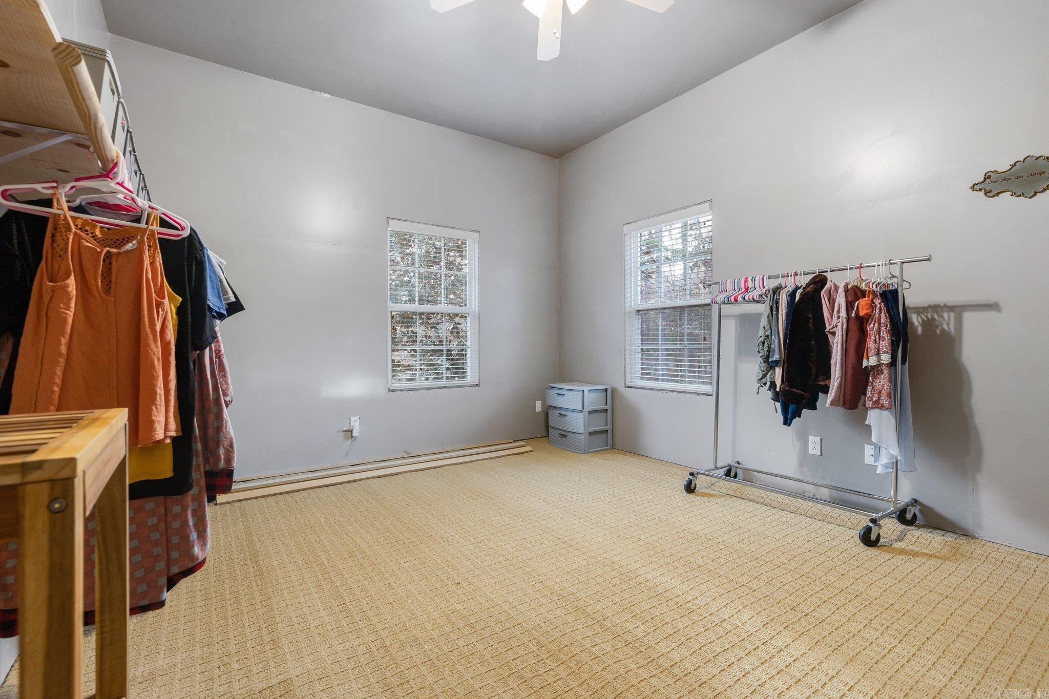 WINDSONG ESTATES - Residential