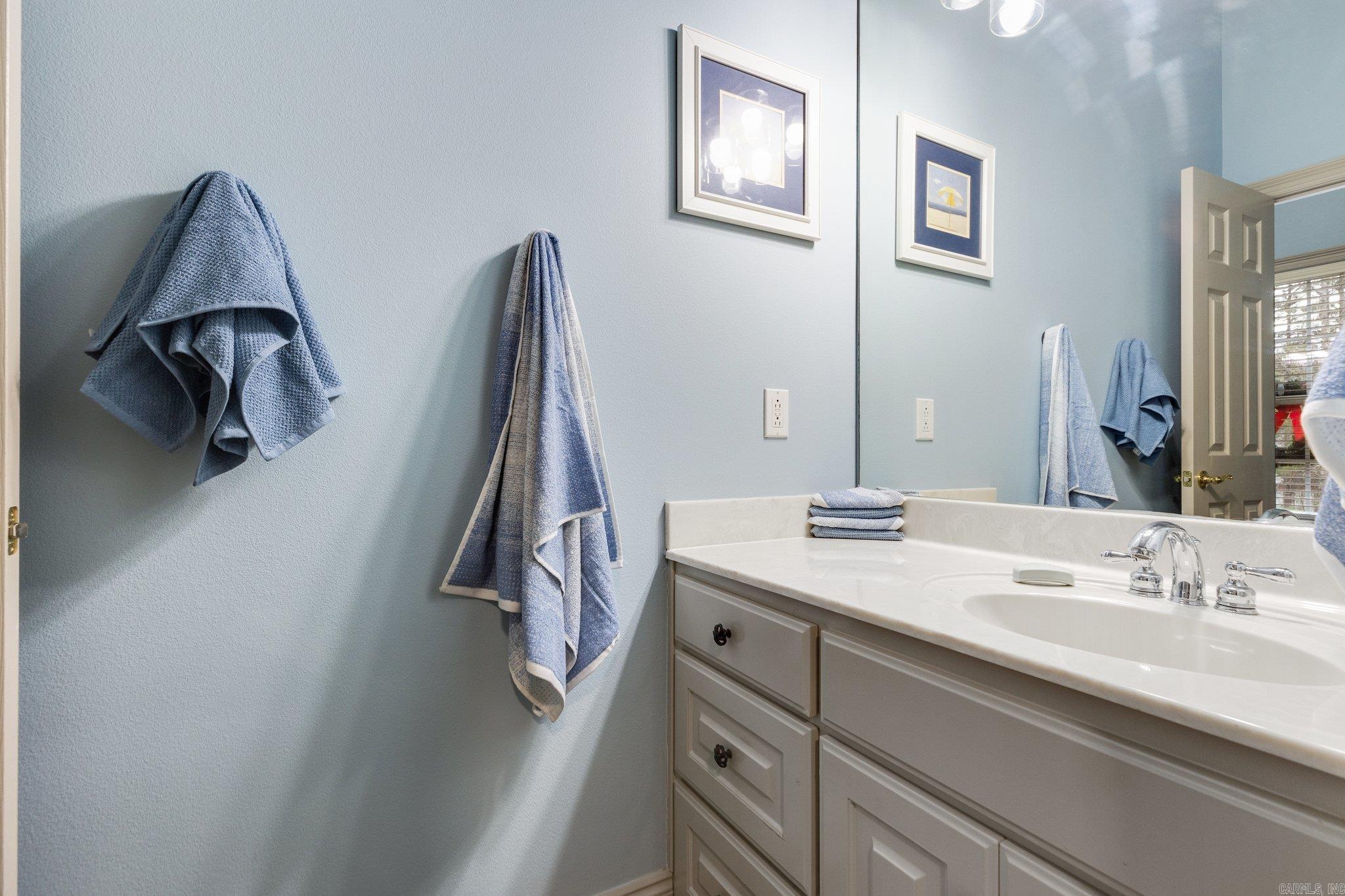 WINDSONG ESTATES - Residential