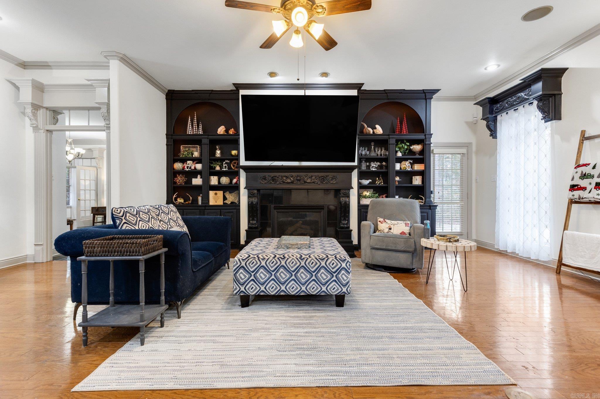 WINDSONG ESTATES - Residential