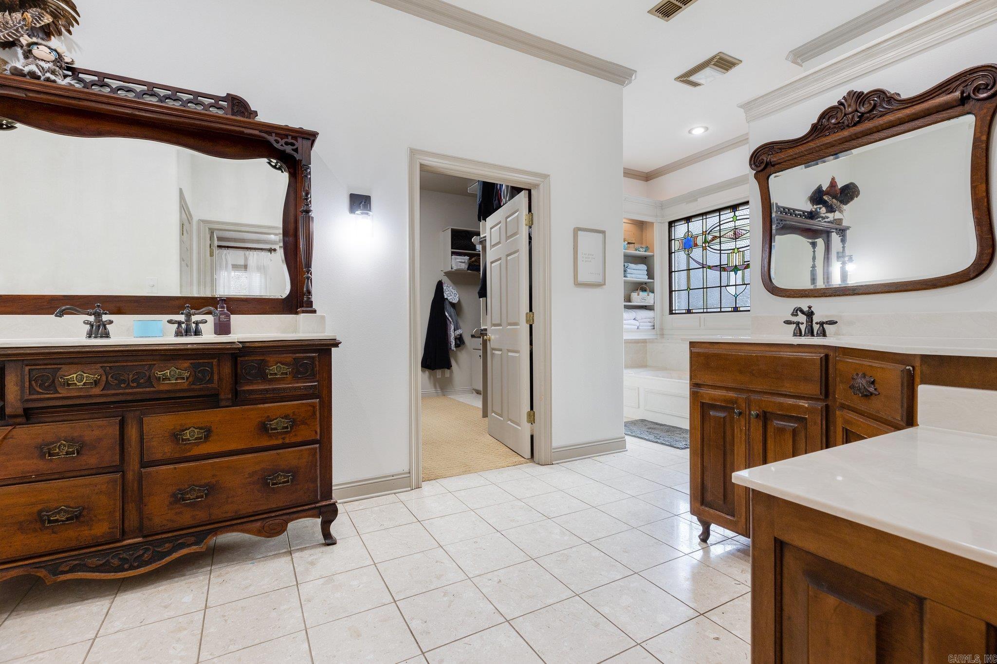 WINDSONG ESTATES - Residential