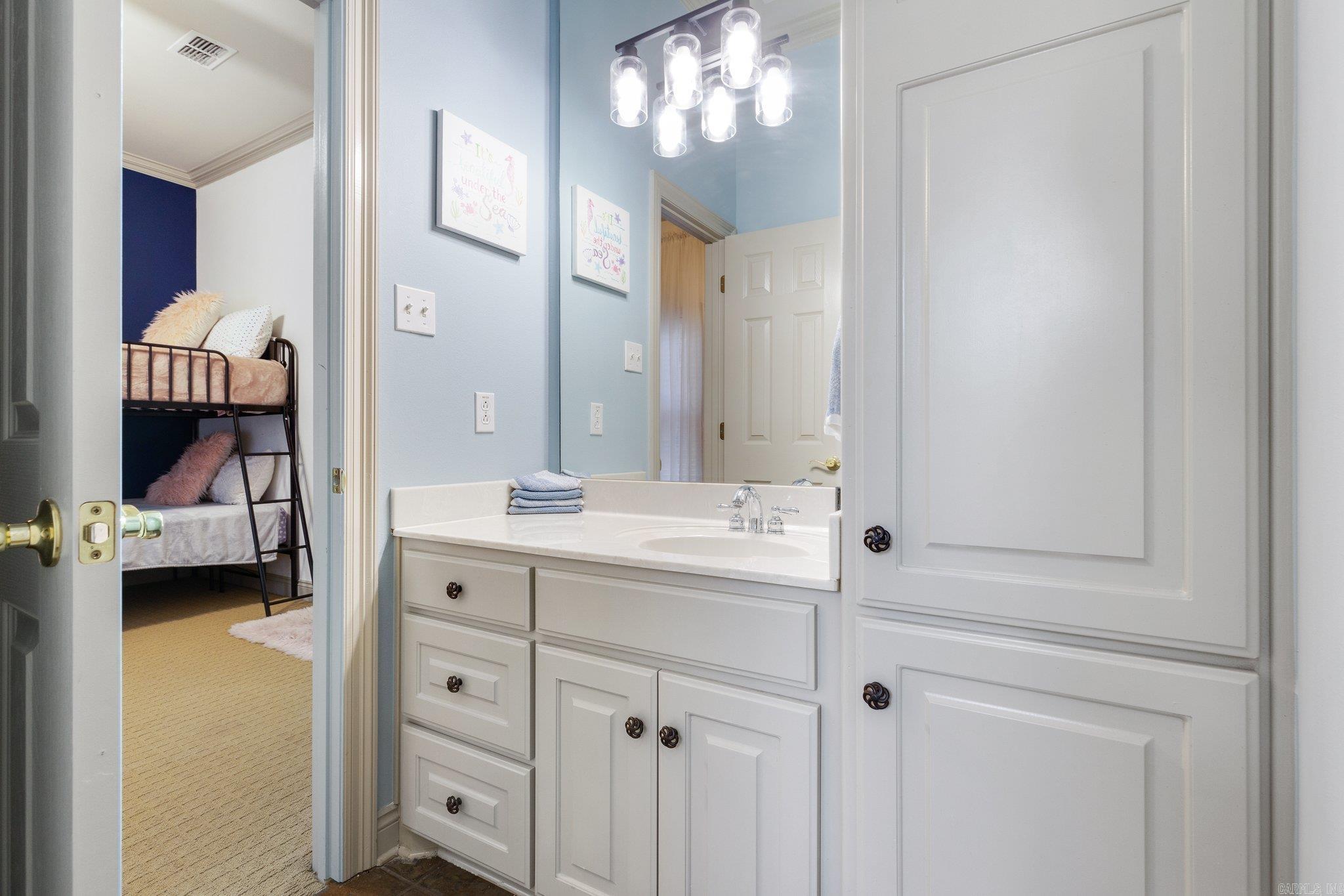 WINDSONG ESTATES - Residential