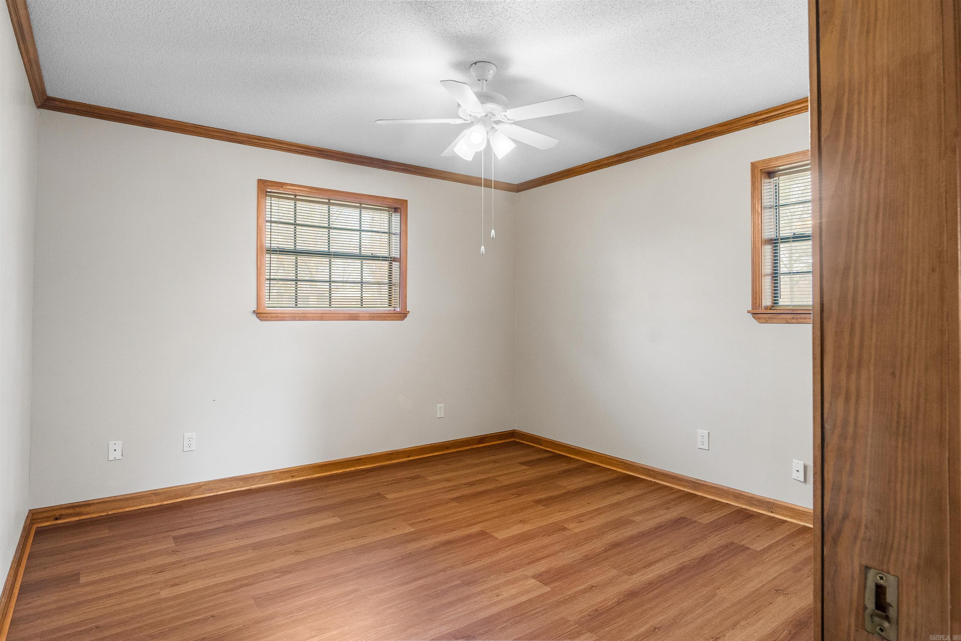 COUNTRY WOOD SUB UNIT - Residential