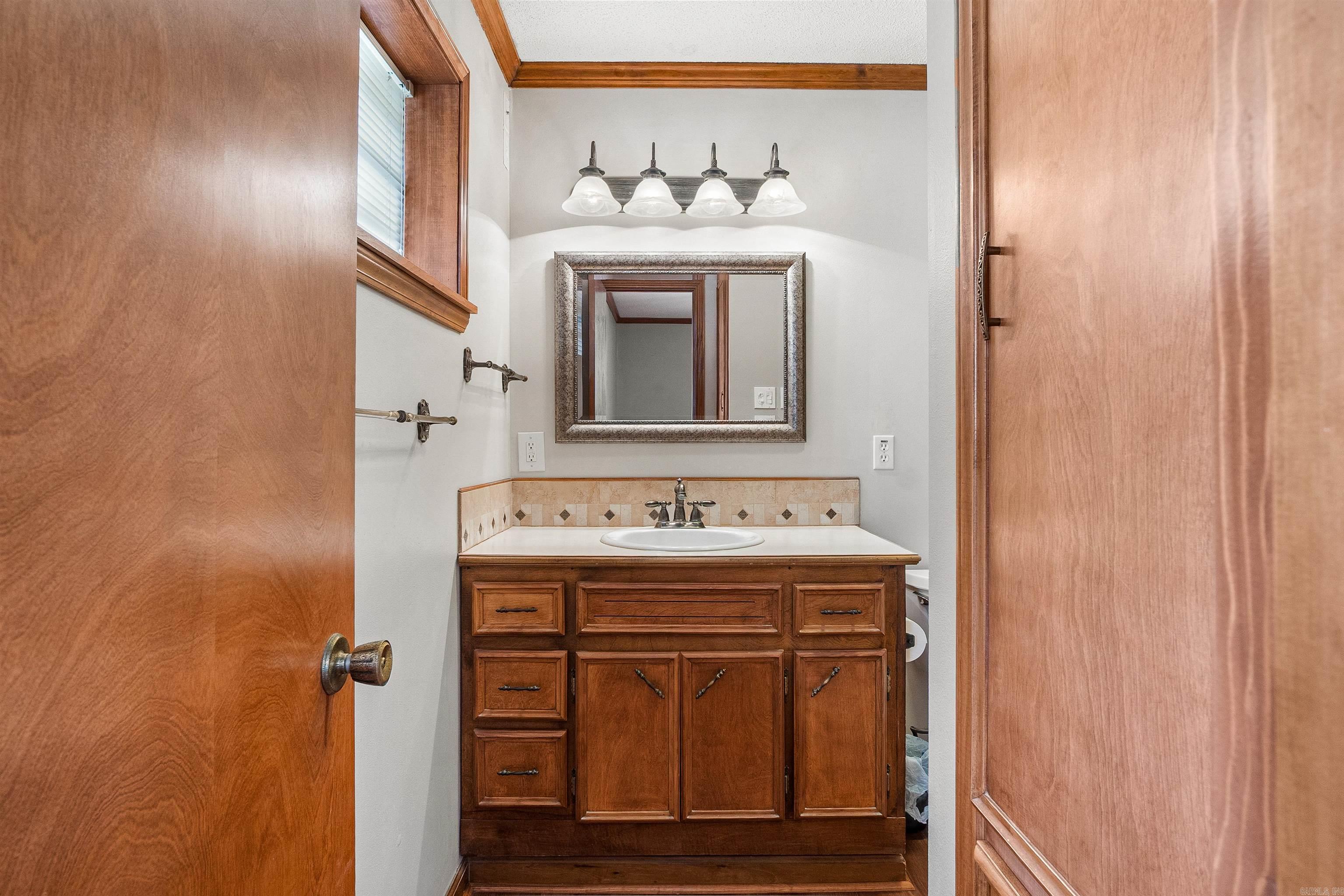 COUNTRY WOOD SUB UNIT - Residential