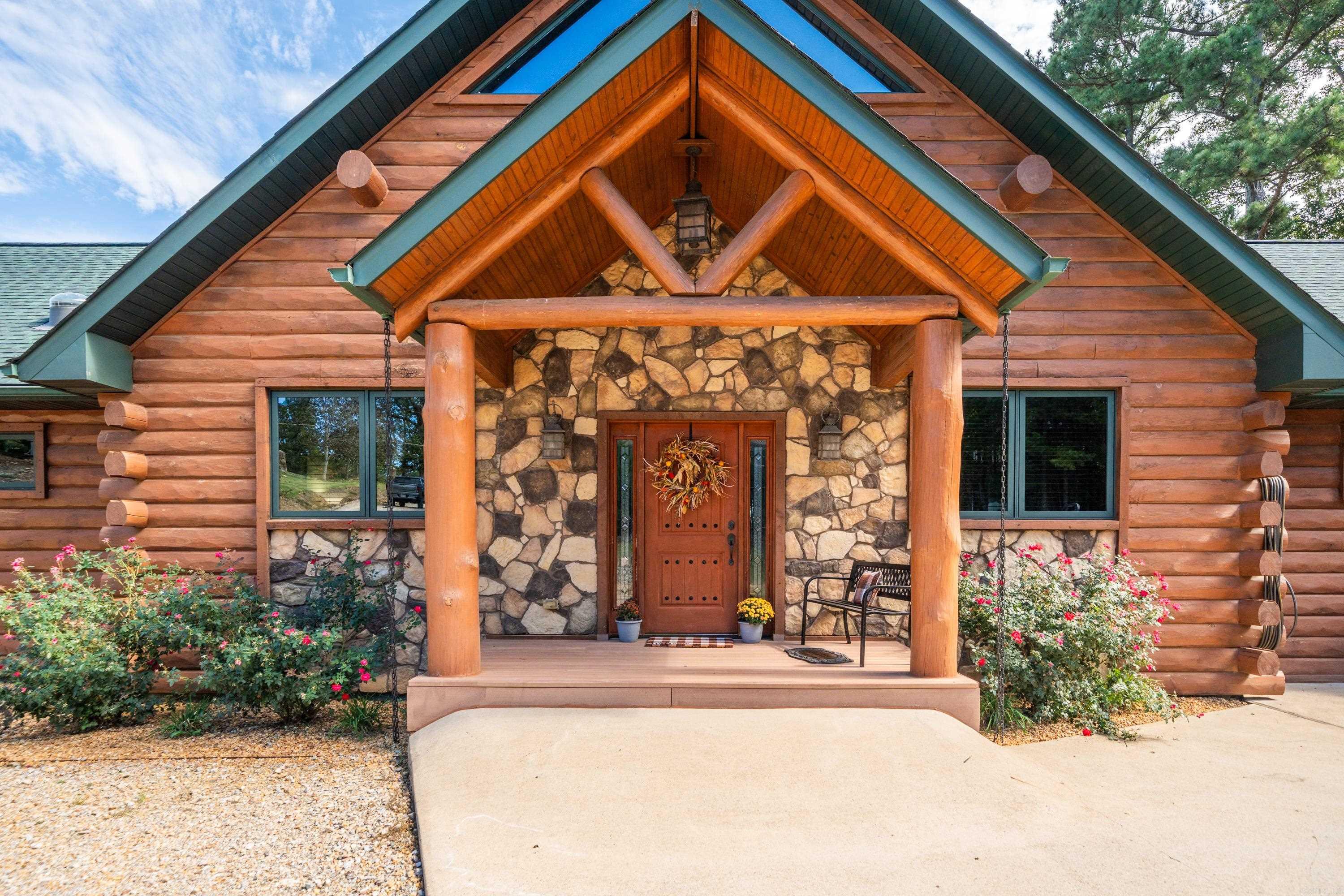 Thomas - Residential