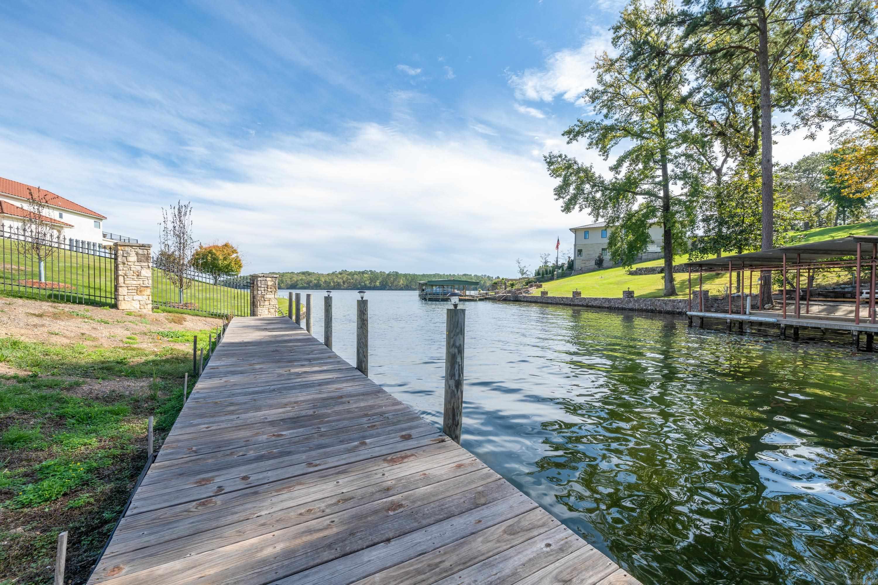 Thomas - Residential