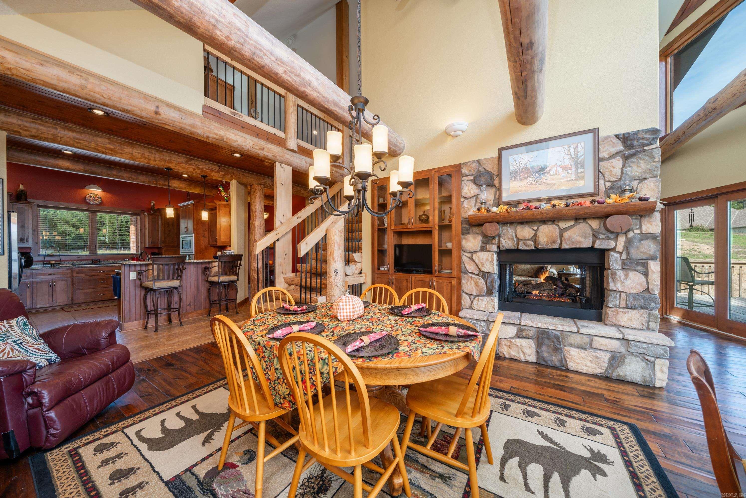 Thomas - Residential