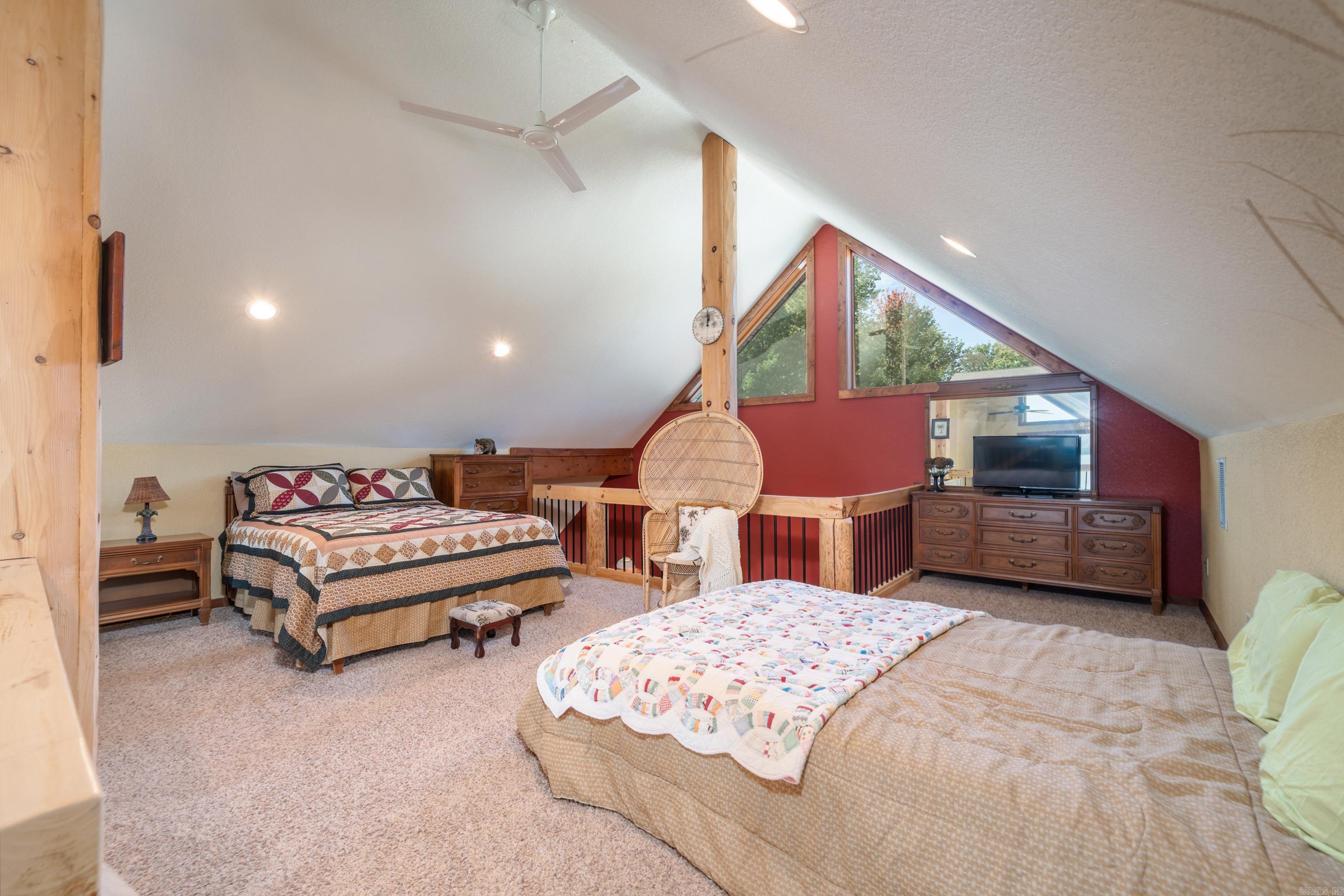 Thomas - Residential