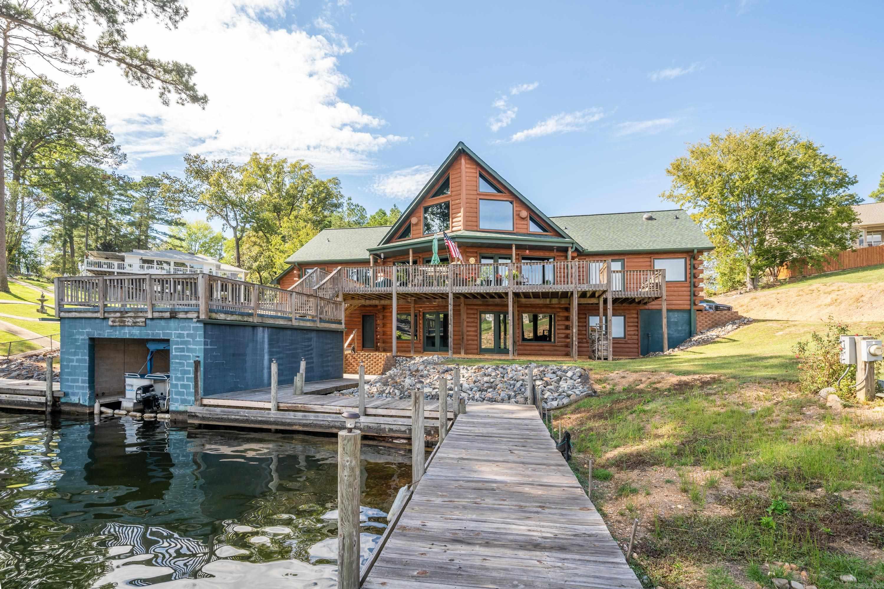 Thomas - Residential