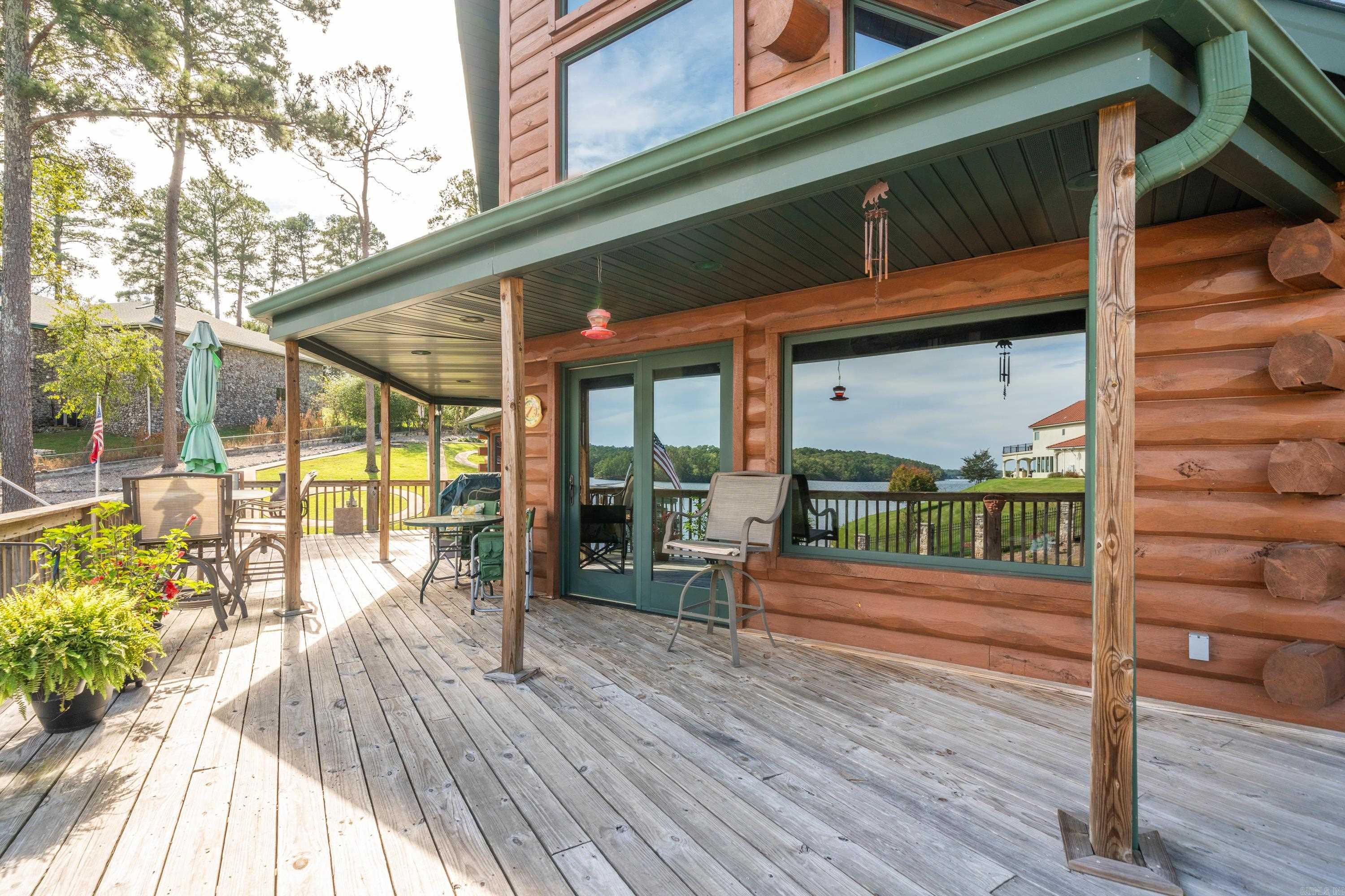 Thomas - Residential