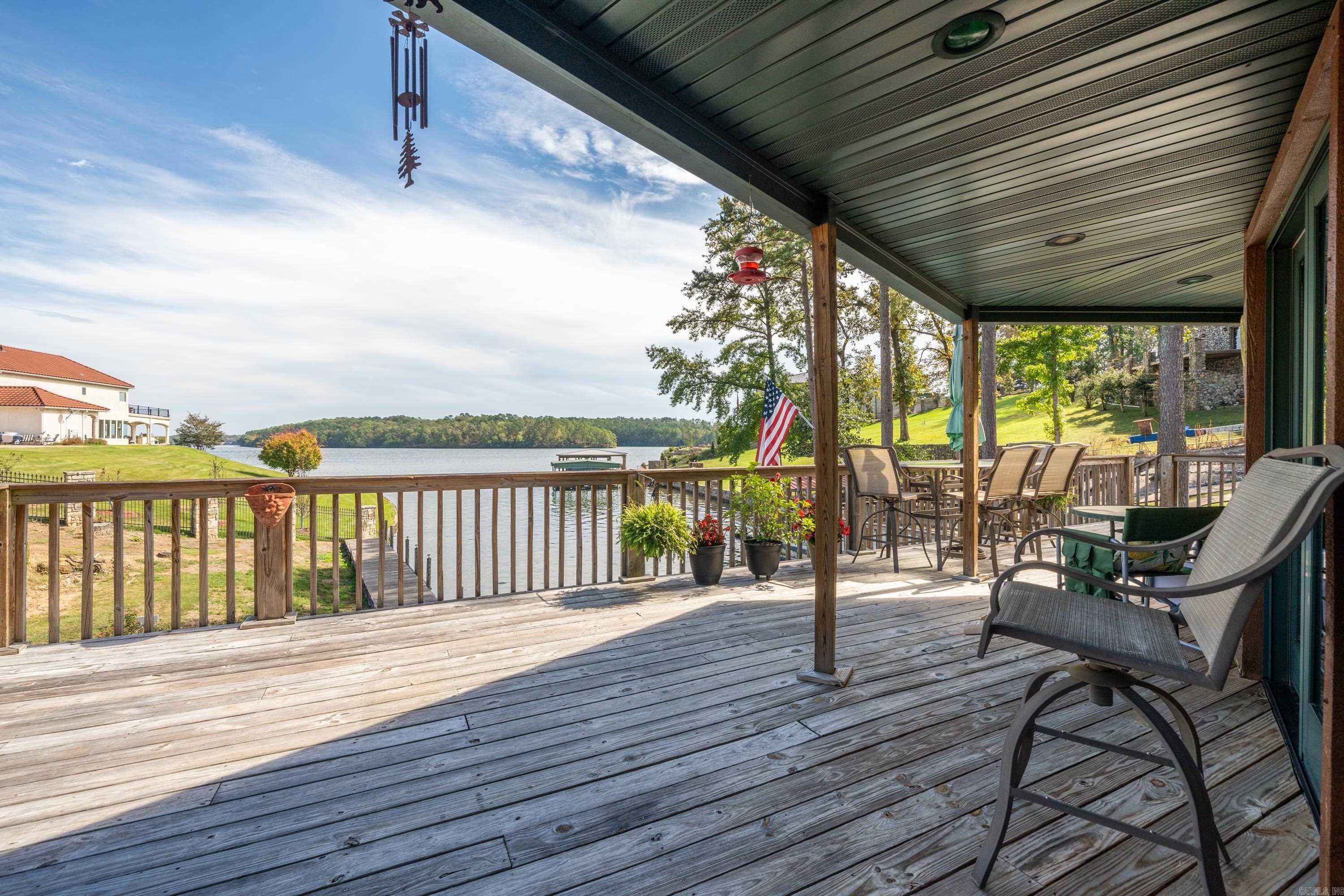 Thomas - Residential