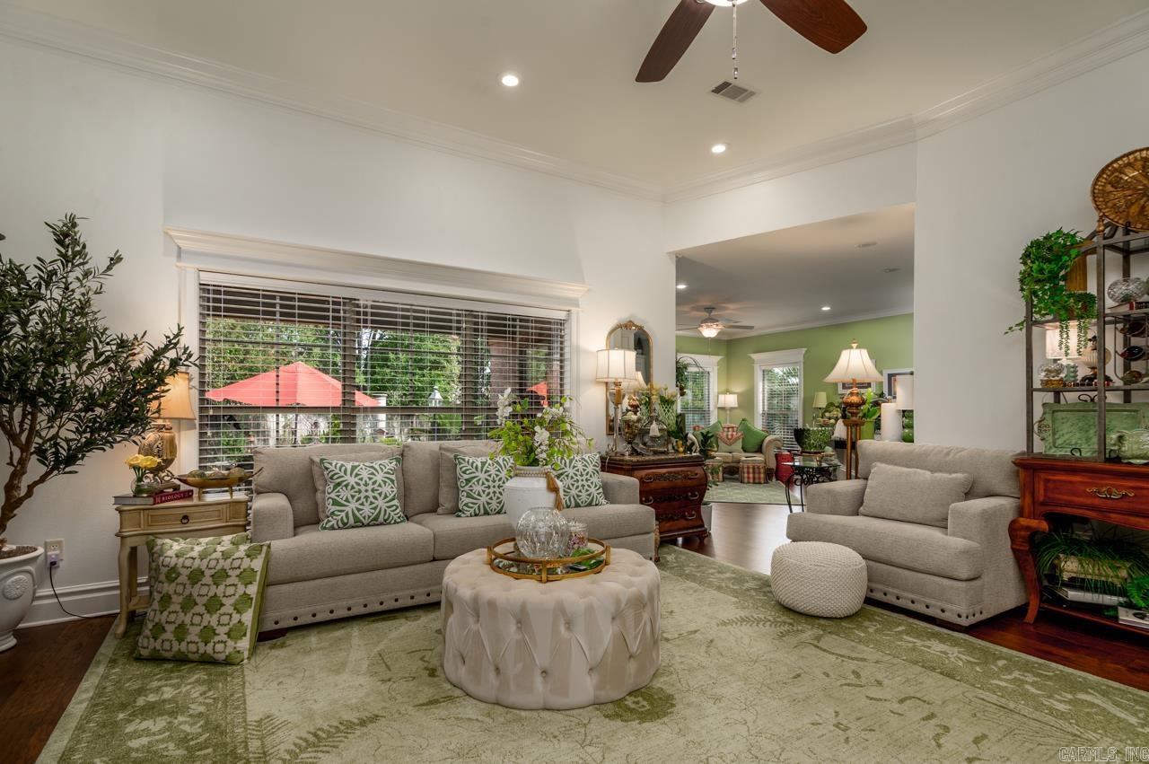 BRISTOL PLACE - Residential