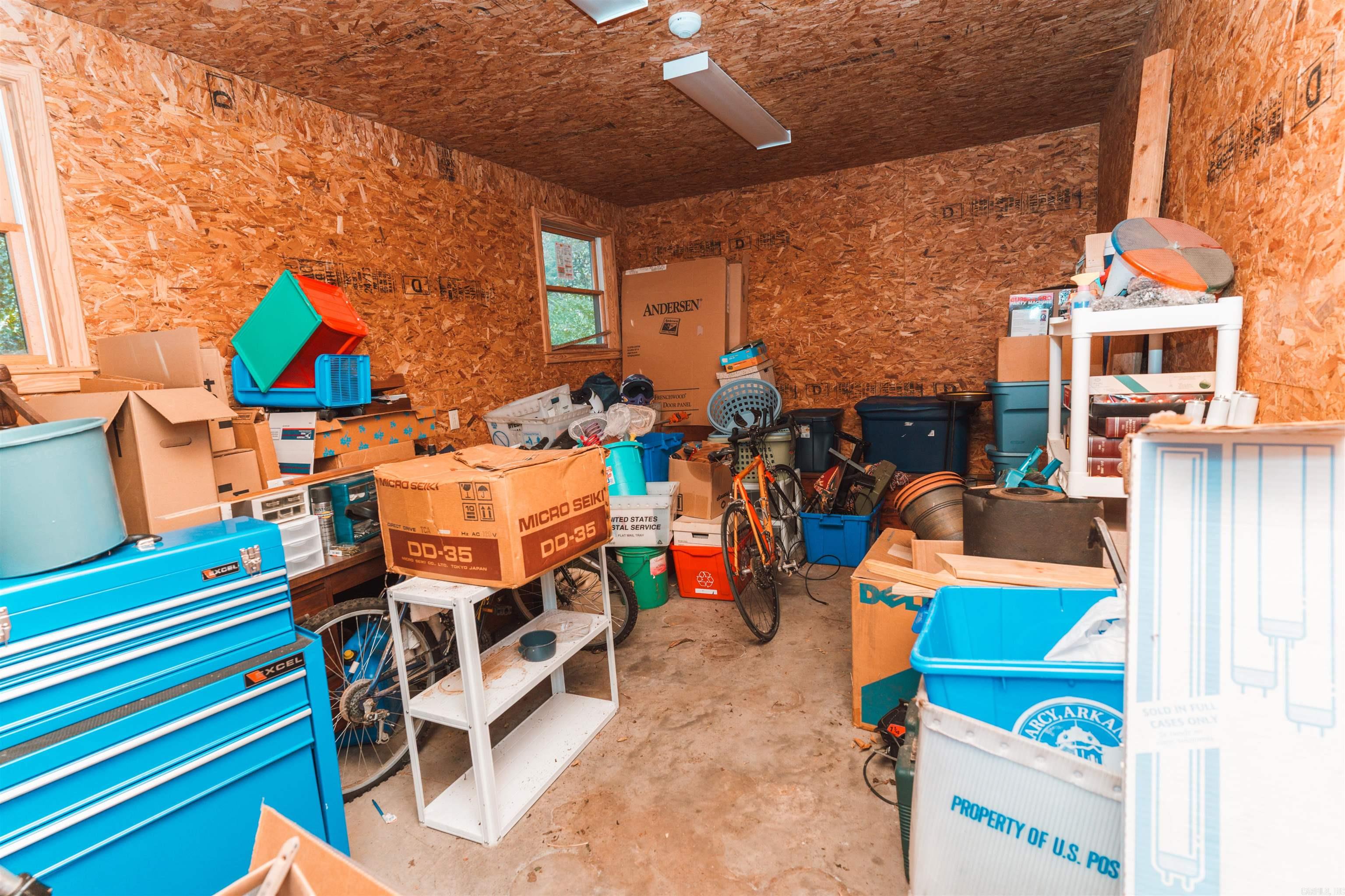 NORTH HILLS ESTATES - Residential