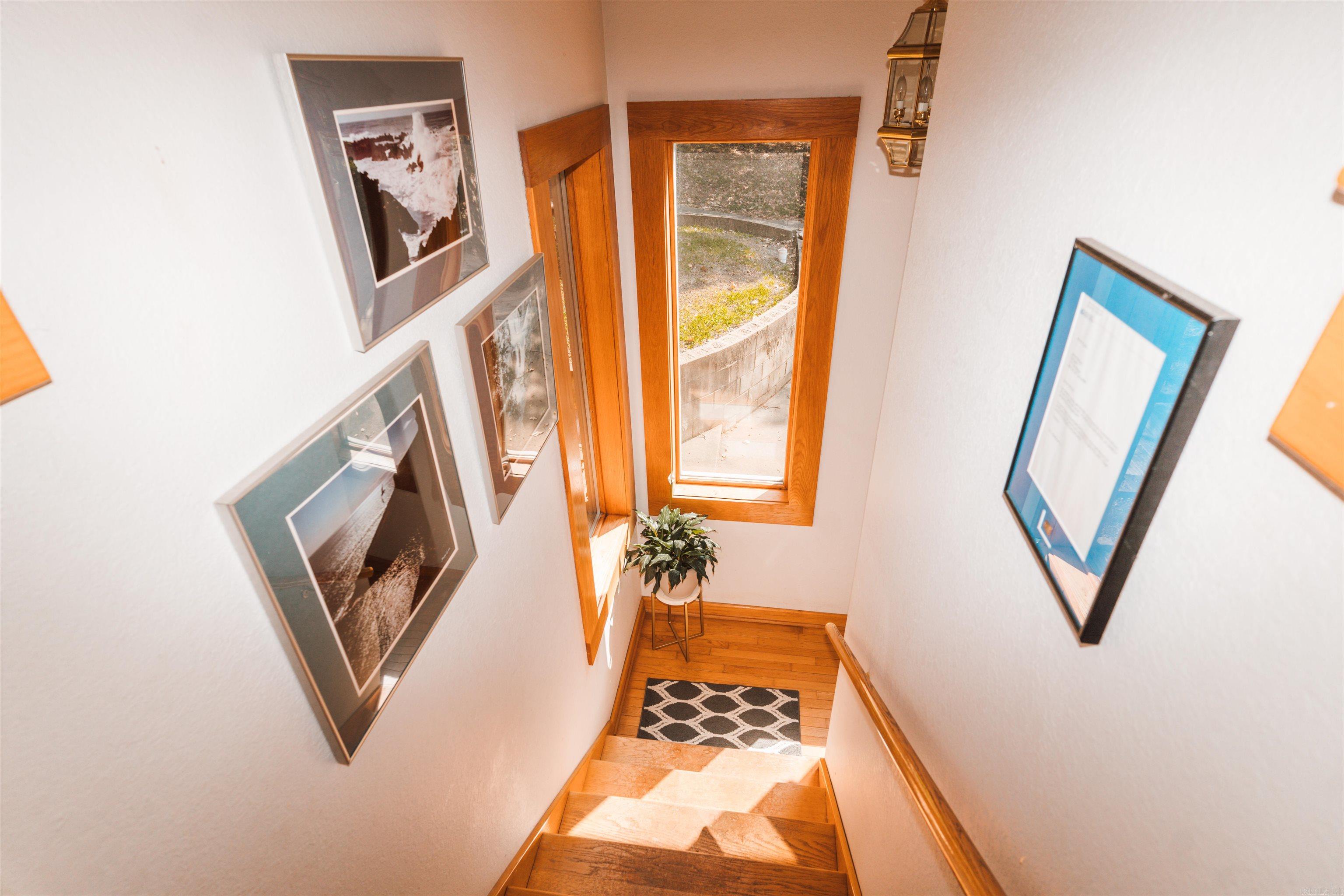 NORTH HILLS ESTATES - Residential