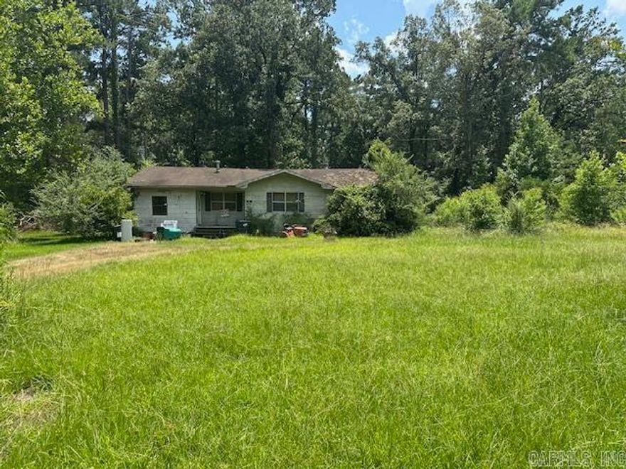 Investor special! Home sits on approx an acre Seller has not occupied property, no SPD or knowledge of condition