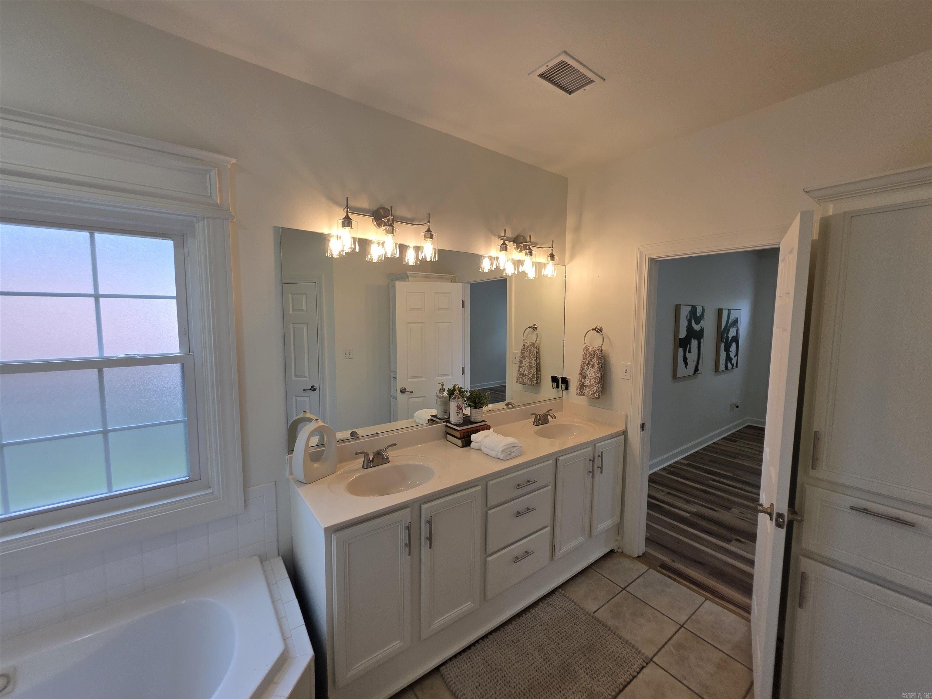 MARCHBANKS ESTATES - Residential