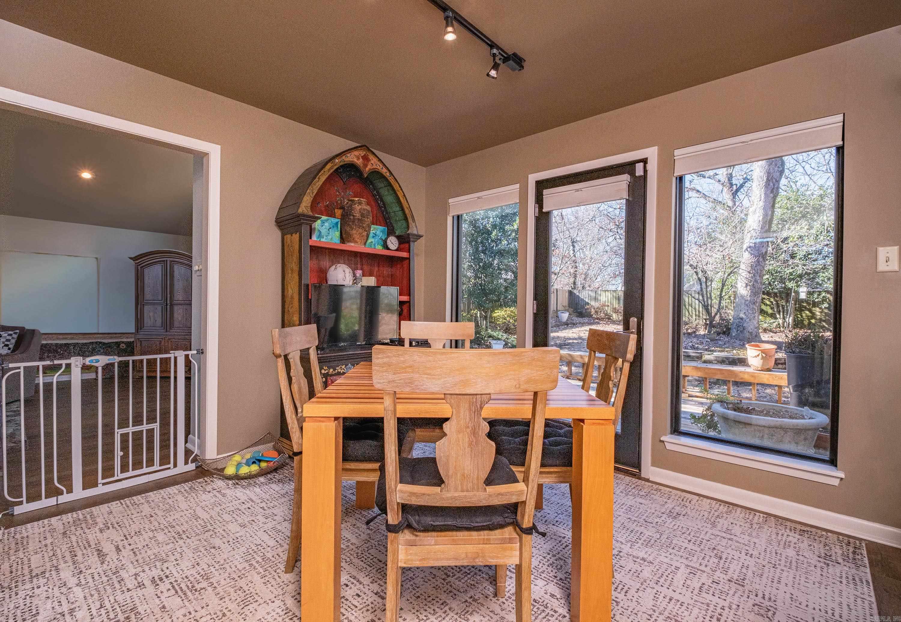 ST CHARLES ADDN - Residential