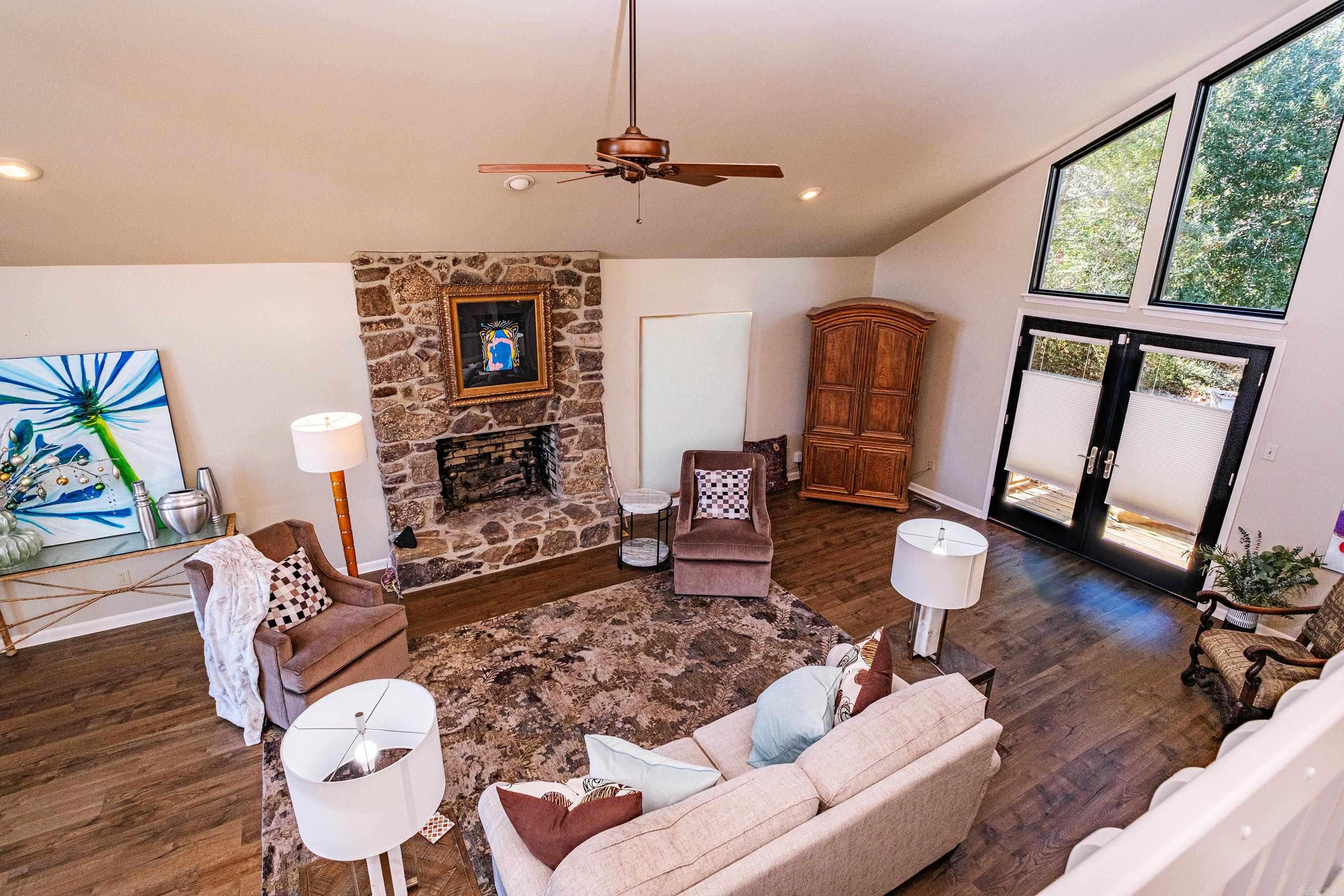 ST CHARLES ADDN - Residential