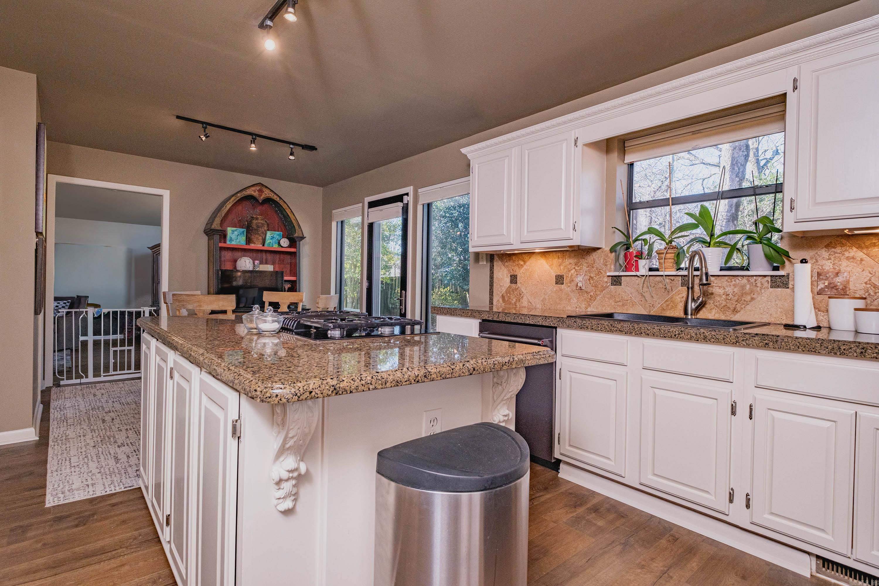 ST CHARLES ADDN - Residential