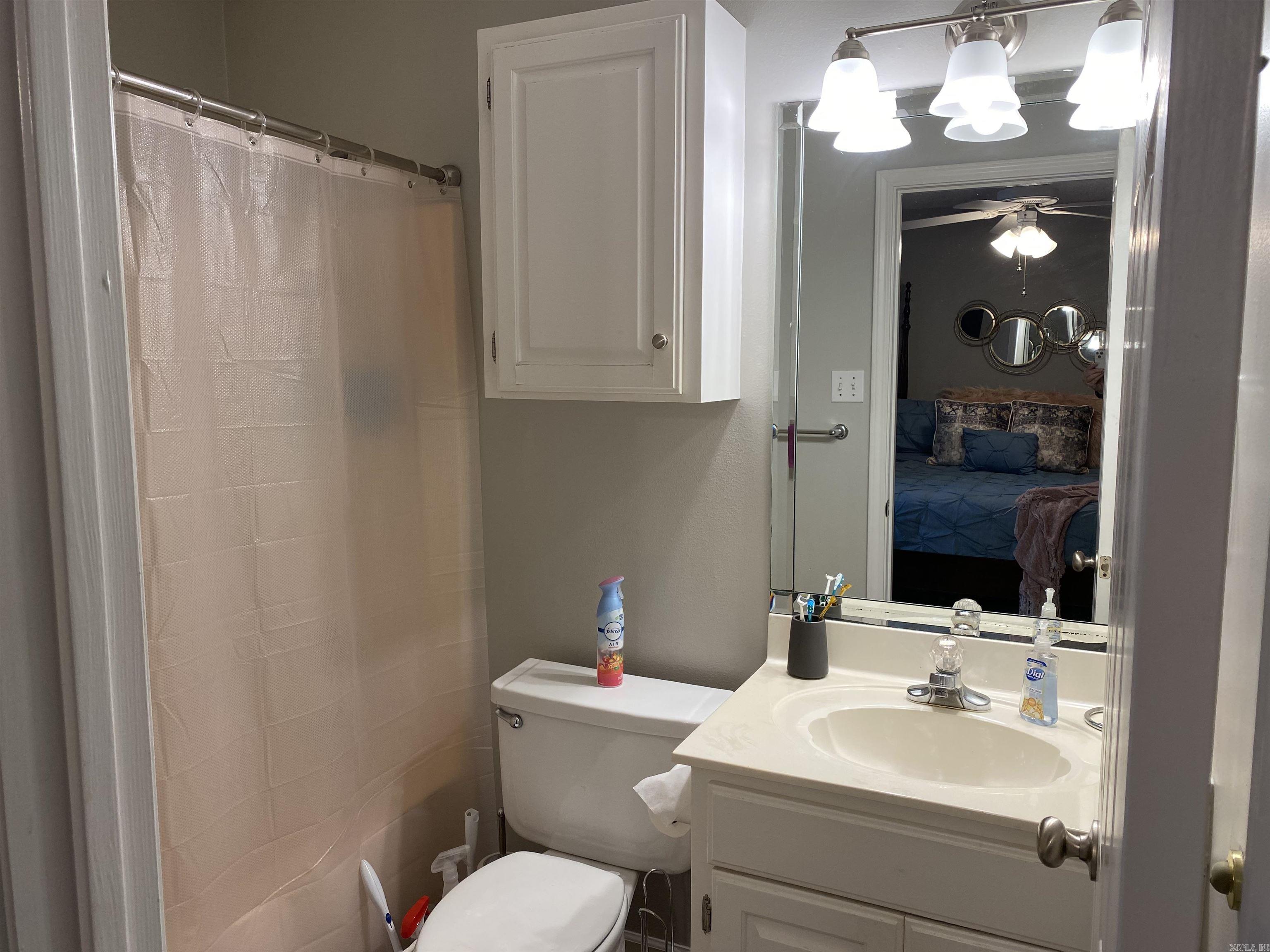 CRYSTAL VALLEY MANOR - Residential