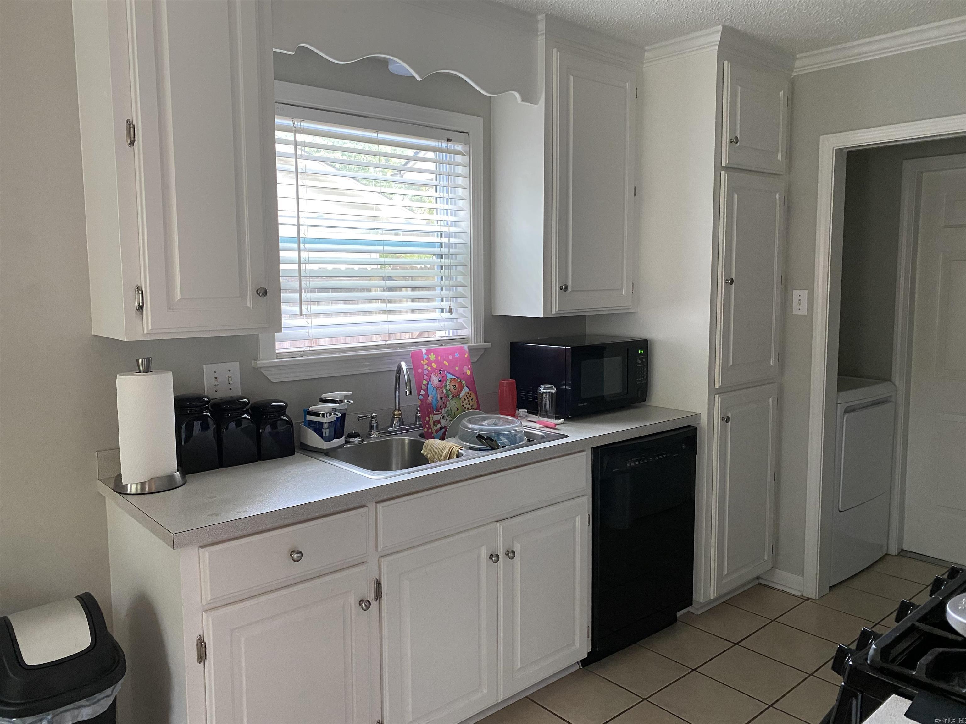 CRYSTAL VALLEY MANOR - Residential