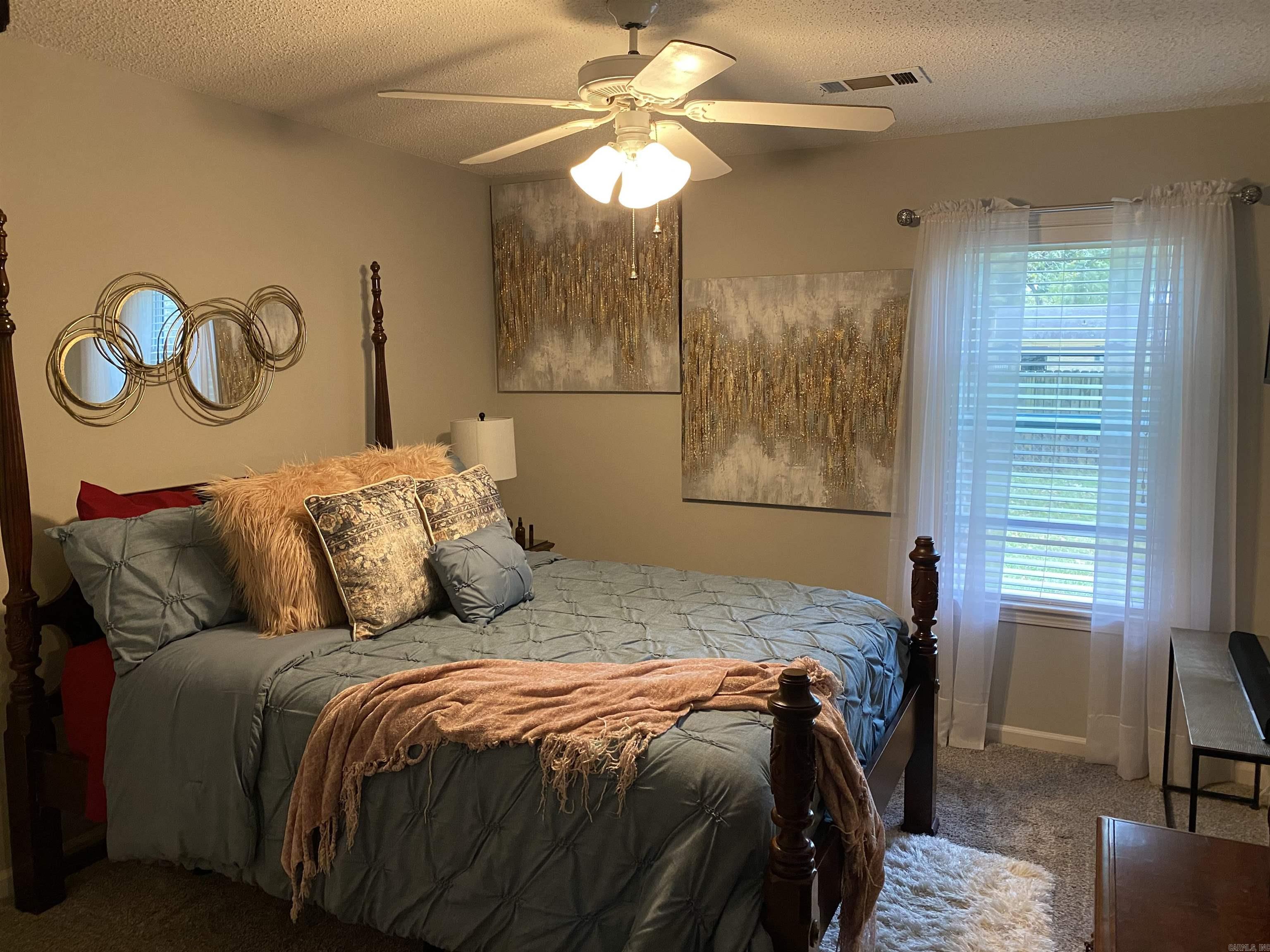 CRYSTAL VALLEY MANOR - Residential