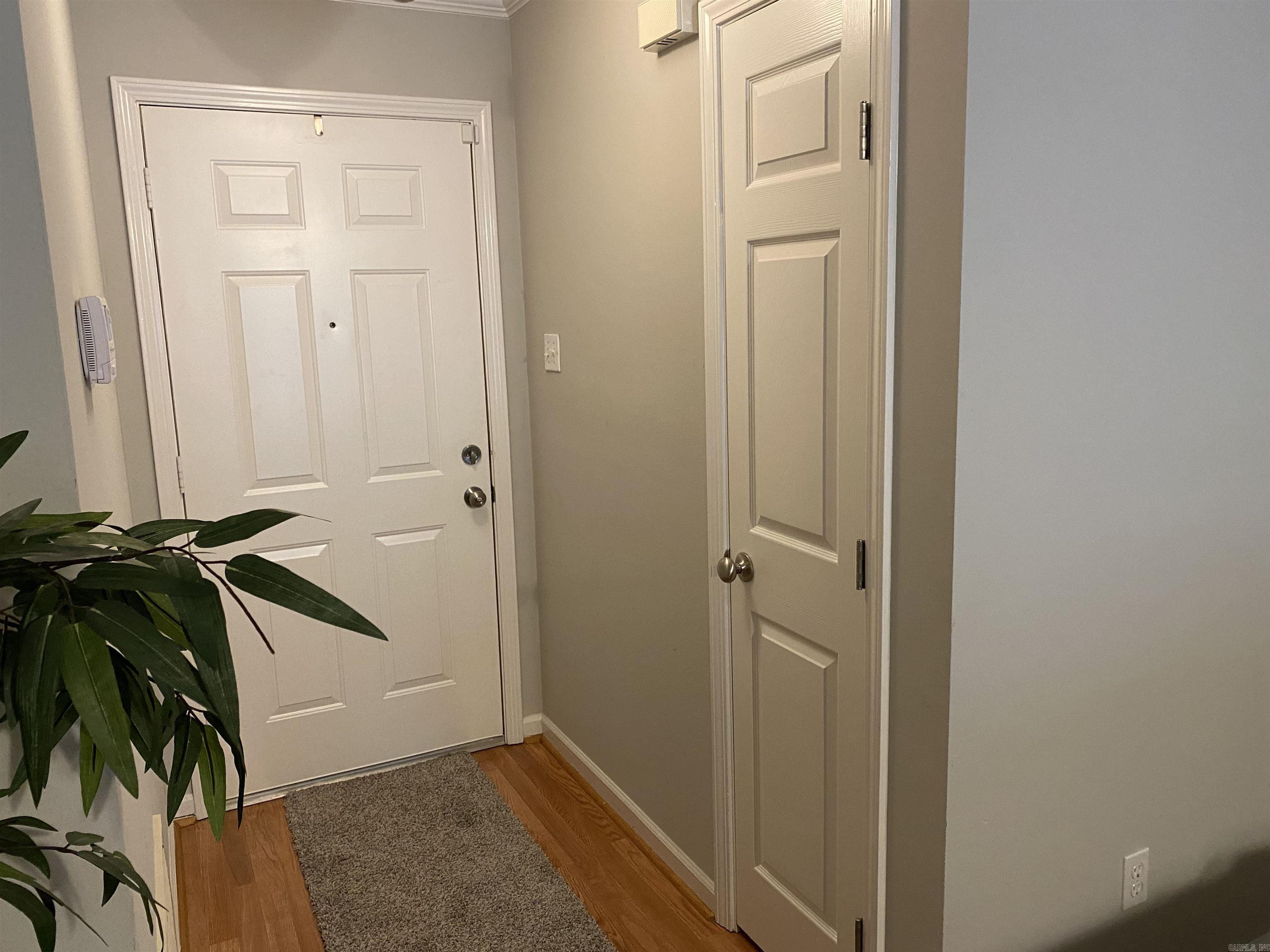 CRYSTAL VALLEY MANOR - Residential